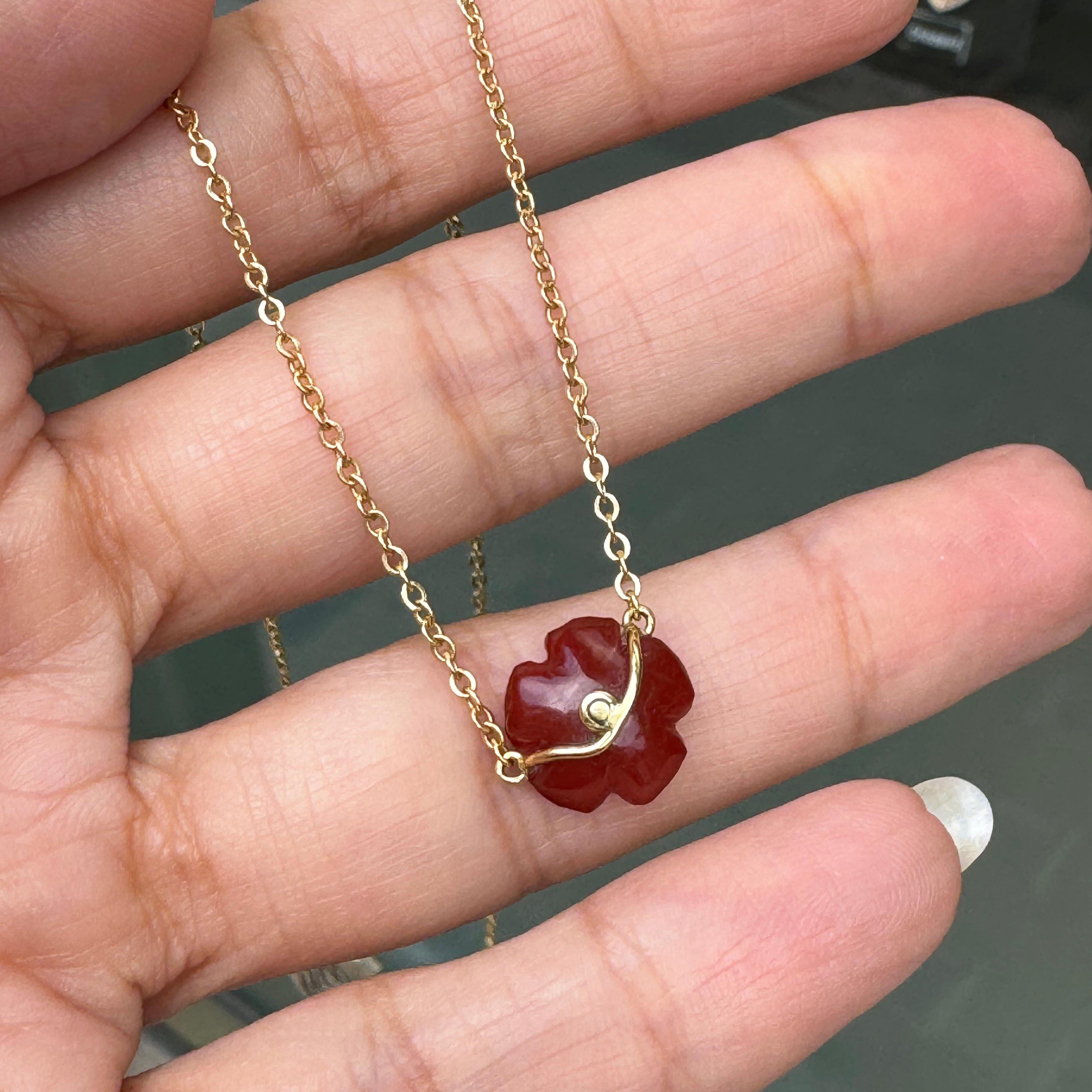 Modern Carnelian and Diamond Flower Pendant 18ct Yellow Gold Necklace For Sale
