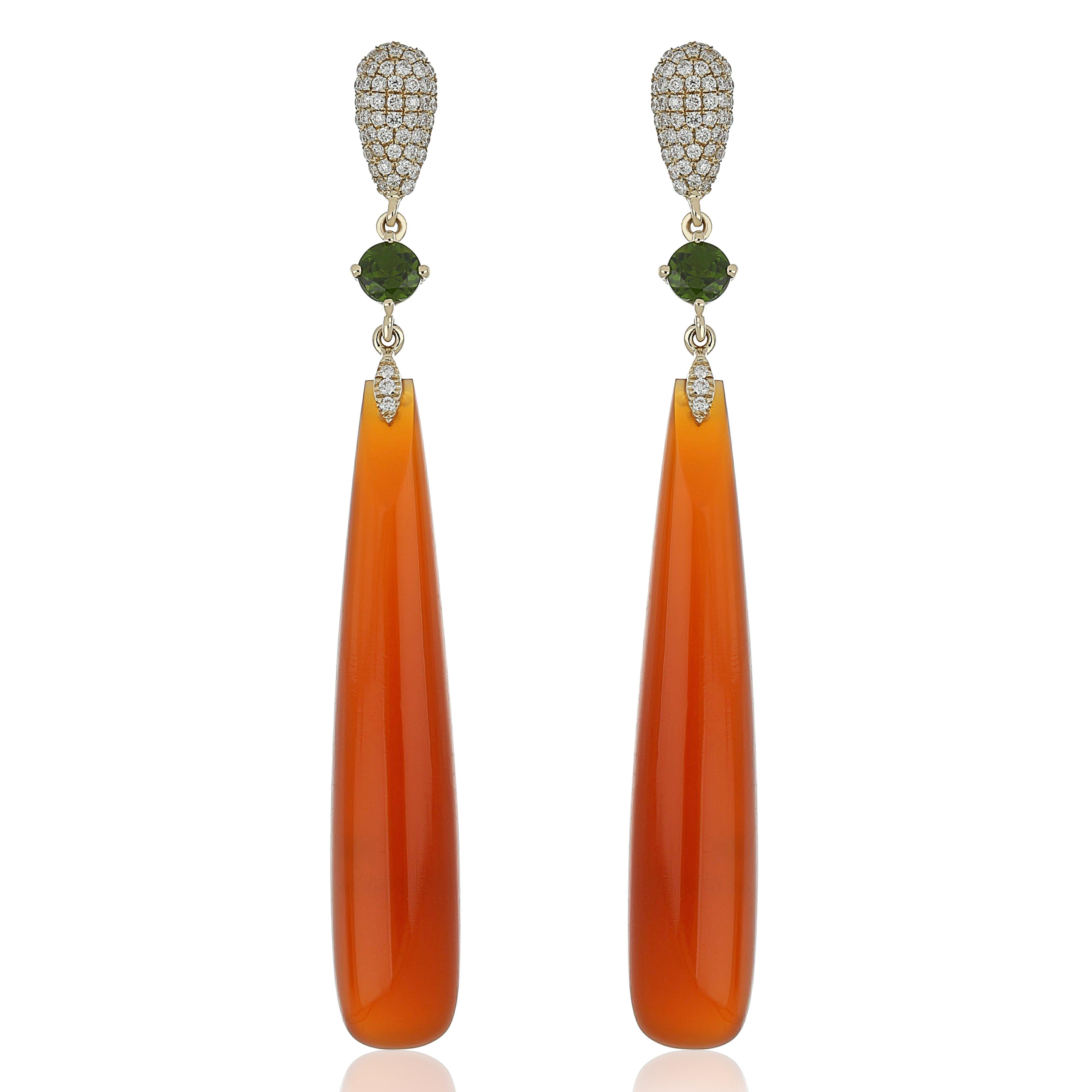 Elegant and exquisitely detailed 14 Karat Yellow Gold Dangle Earring, set with 24.36Cts .Pear  Drop Shape Carnelian accented with 0.43 Cts Chrome Diopside and micro pave set  0.29 Cts Diamonds Beautifully Hand crafted in 14 Karat Yellow Gold.

Stone