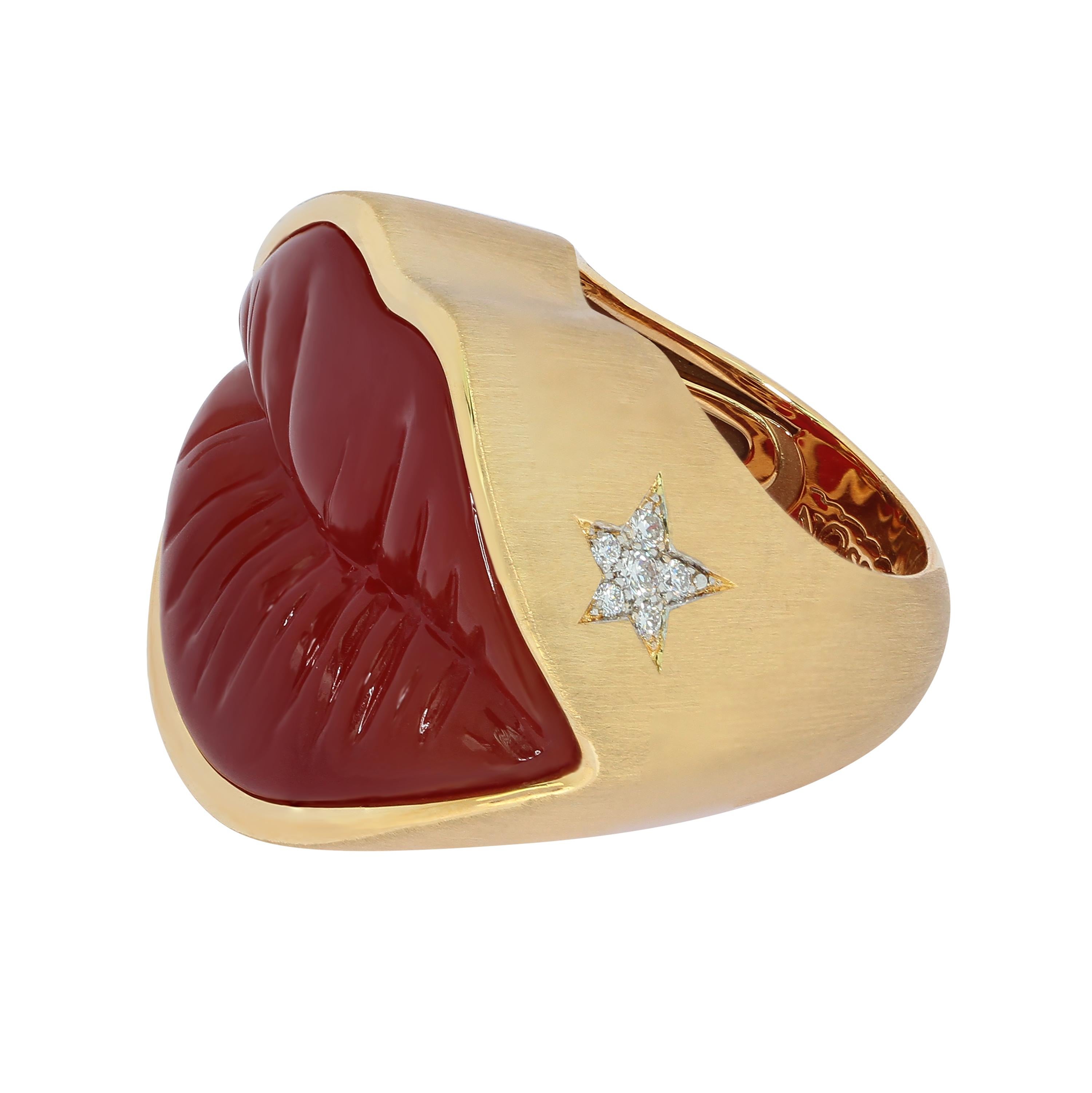 Round Cut Carnelian Diamond 18 Karat Yellow Gold Kiss Me Baby Ring For Sale