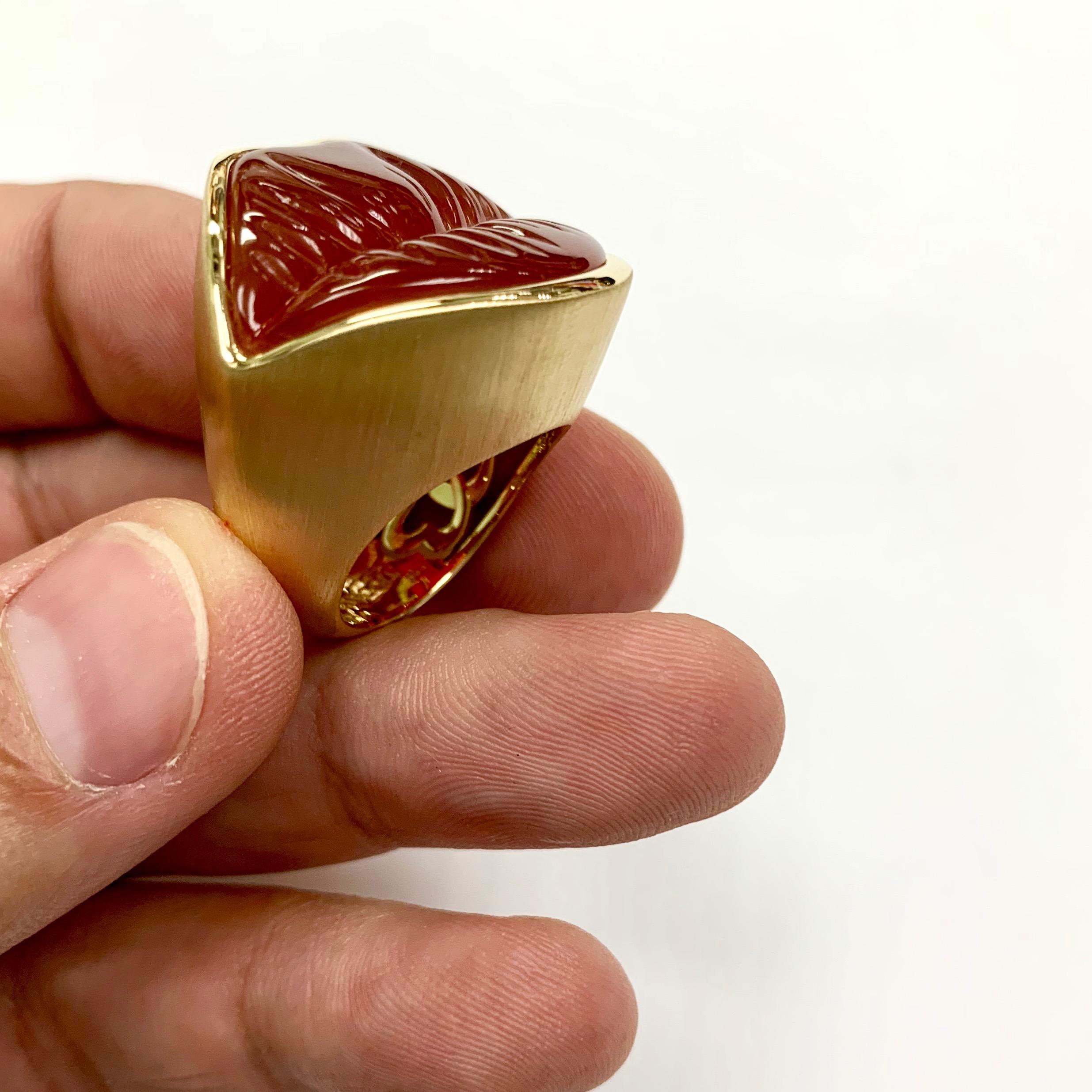 Carnelian Diamond 18 Karat Yellow Gold Kiss Me Baby Ring For Sale 1