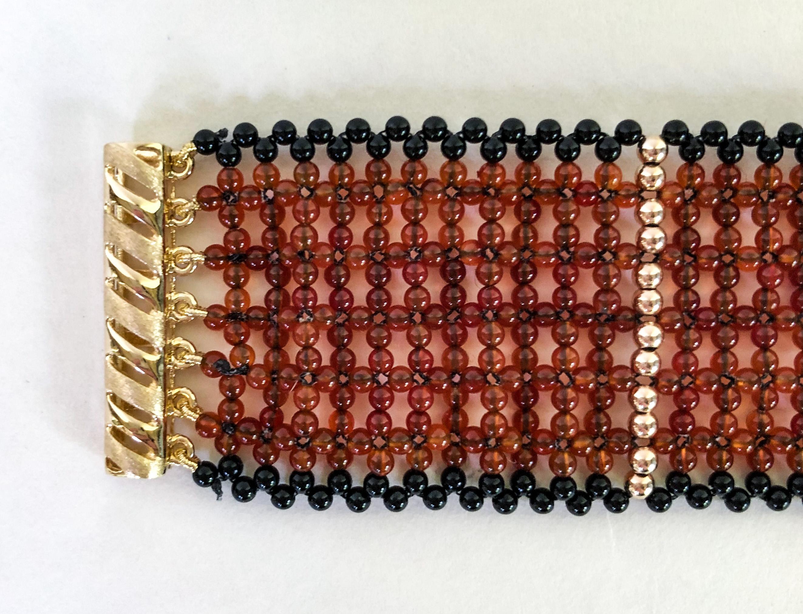 thick beads bracelet