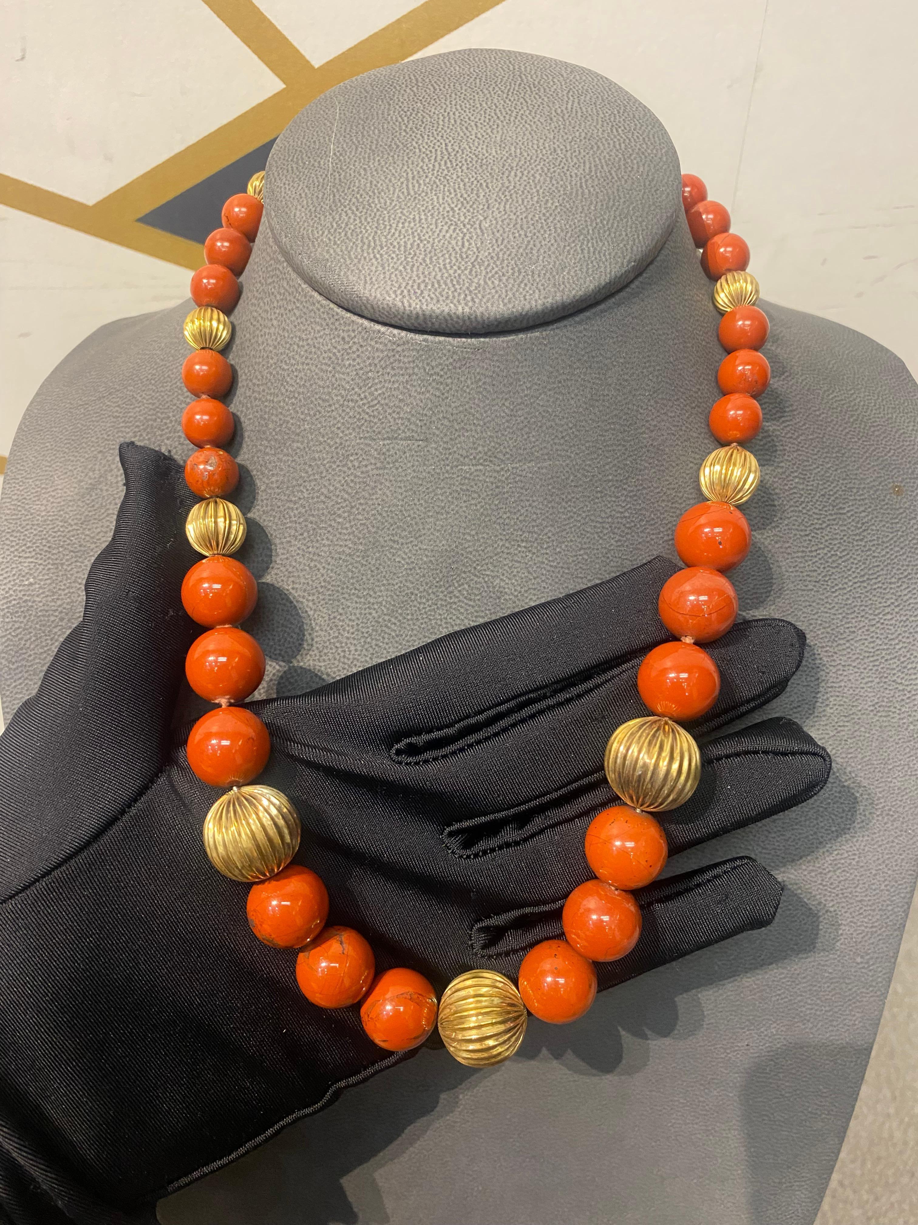 Collana di corniole e perline d'oro In condizioni ottime in vendita a New York, NY
