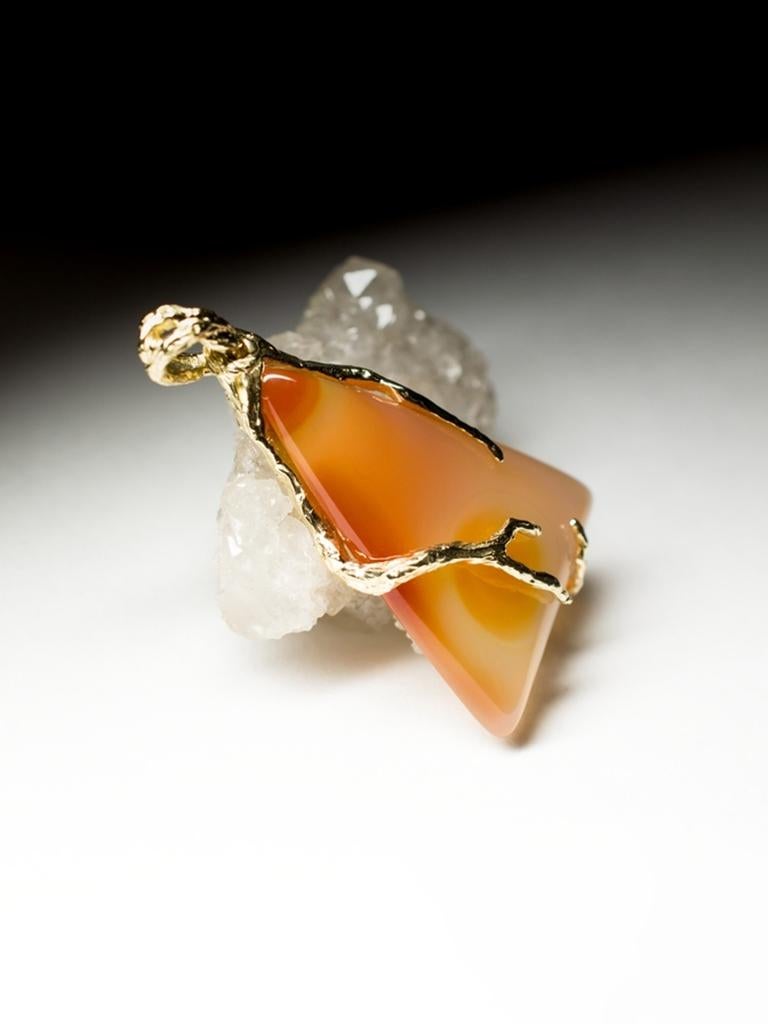 Collier Cornaline Or Honey Orange Triangle Cabochon Magic Forest Roots Gems en vente 1