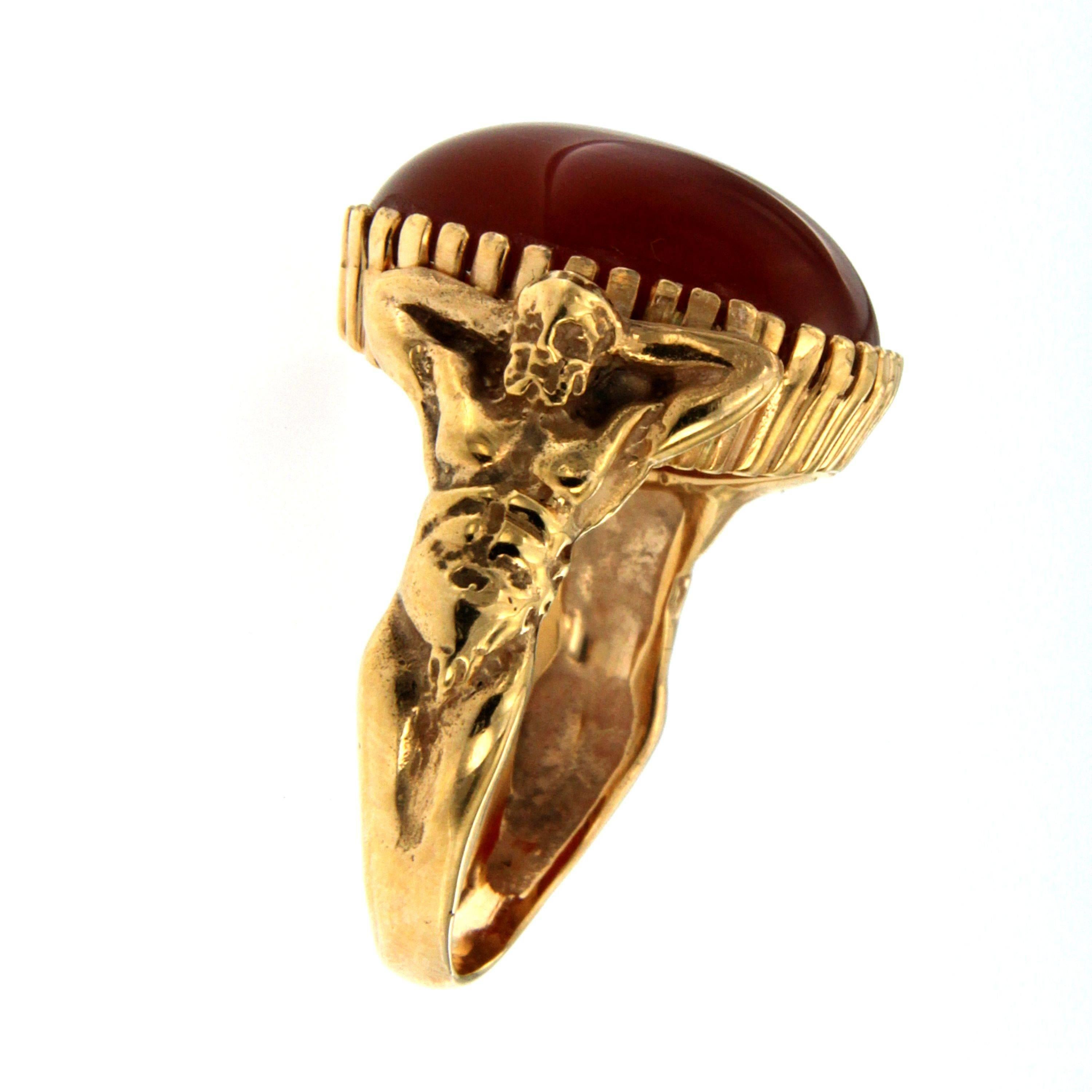 Carnelian Gold Sculptural Man Body Dome Gold Ring In New Condition In Napoli, Italy