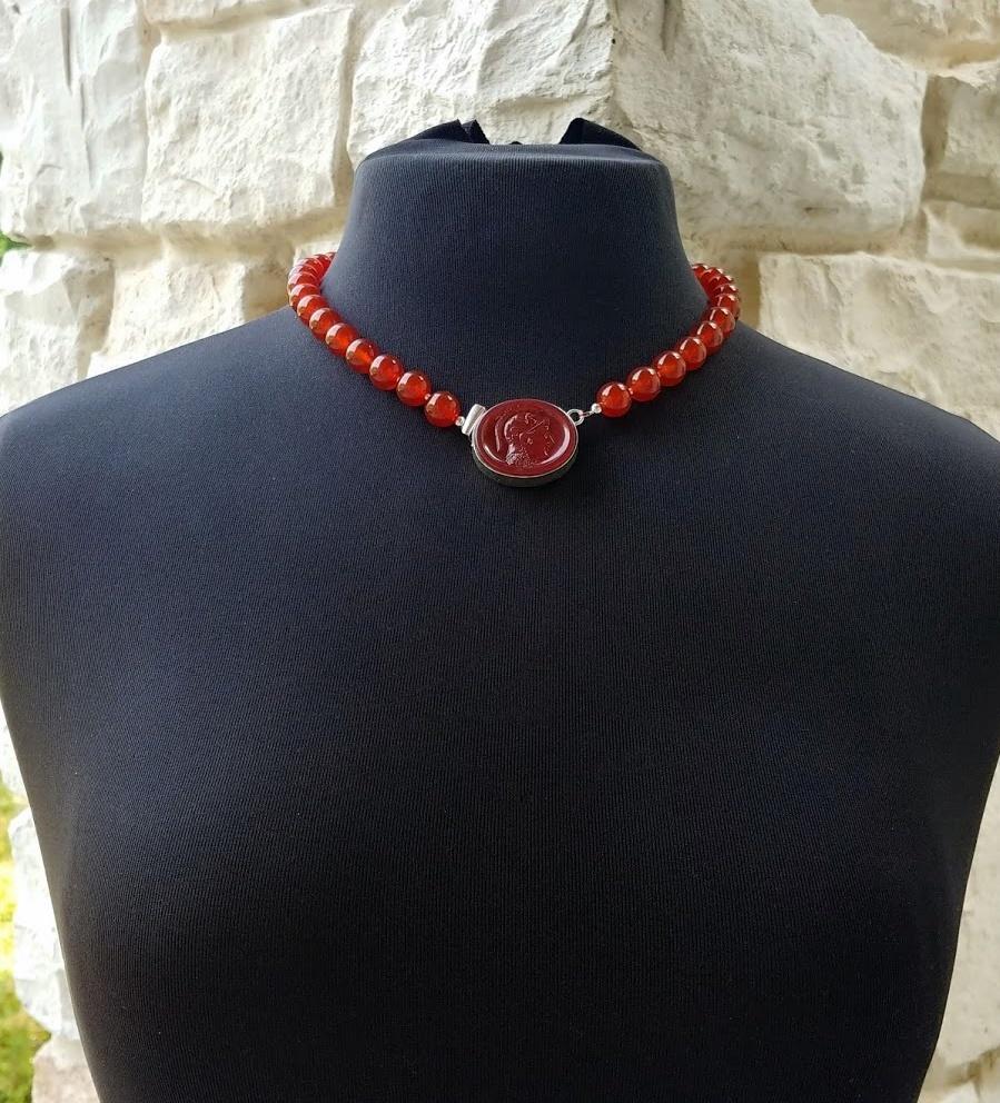 Carnelian Necklace with Intaglio Trojan Warrior Pendant Clasp In New Condition For Sale In Chesterland, OH