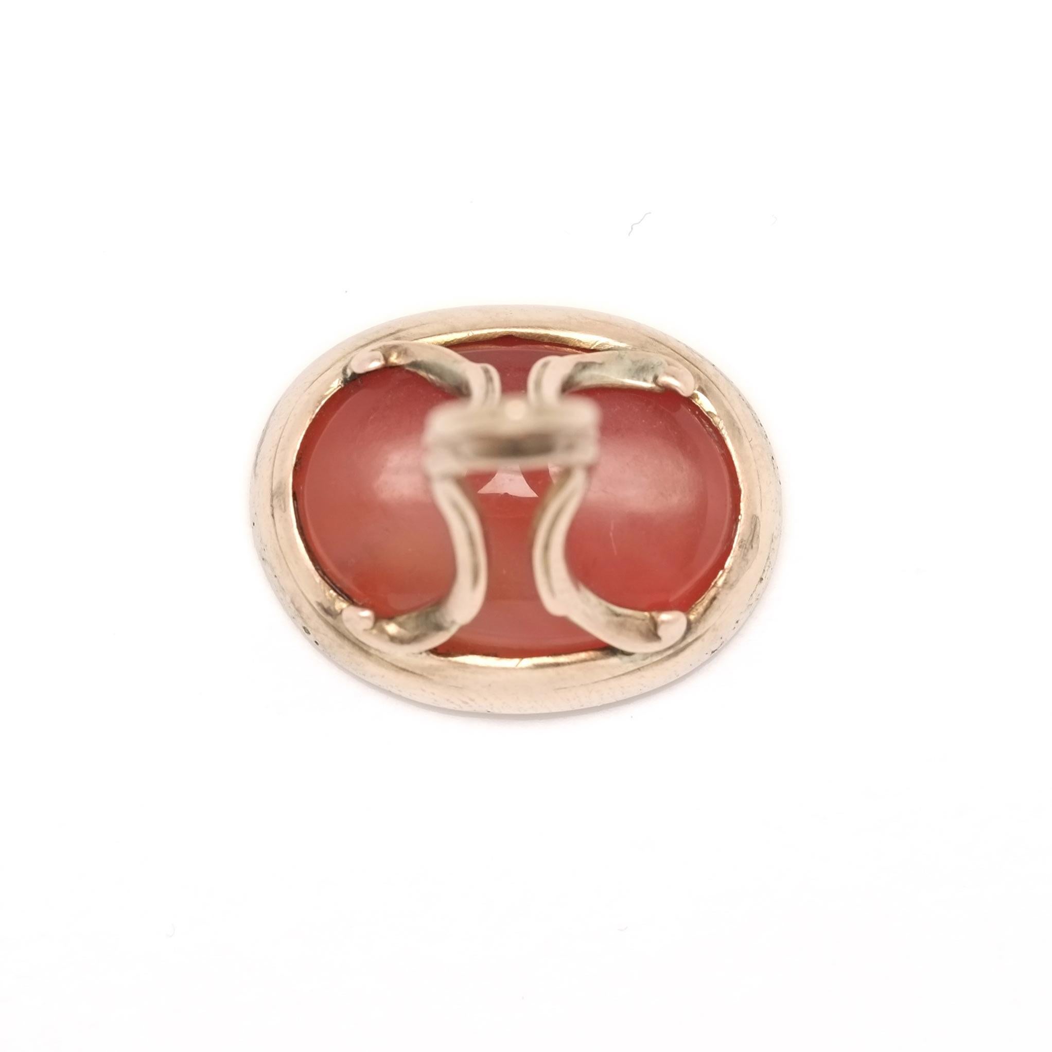Taille ovale Pendentif sceau en cornaline en vente
