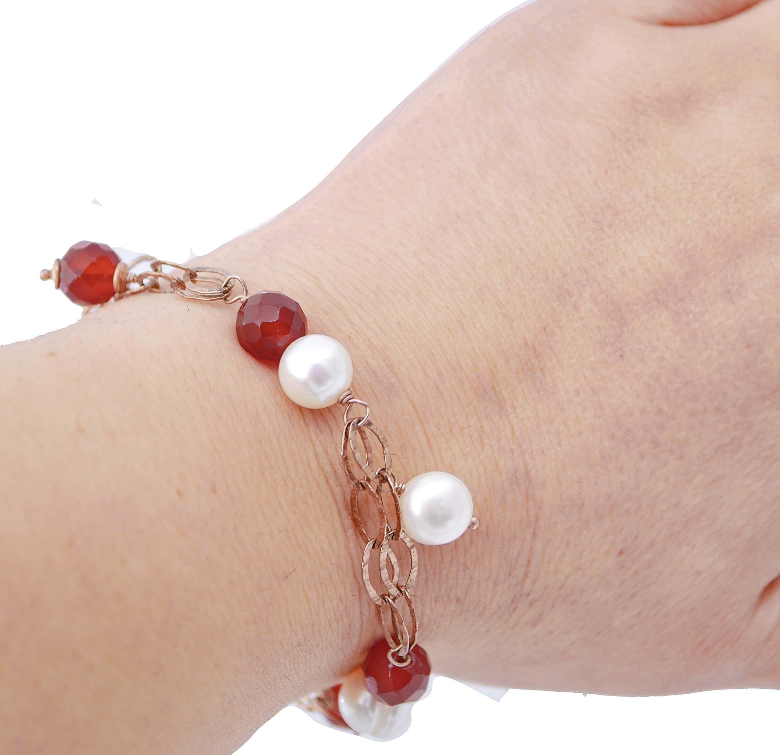Carnelian, Pearls, Retrò Bracelet In Good Condition For Sale In Marcianise, Marcianise (CE)
