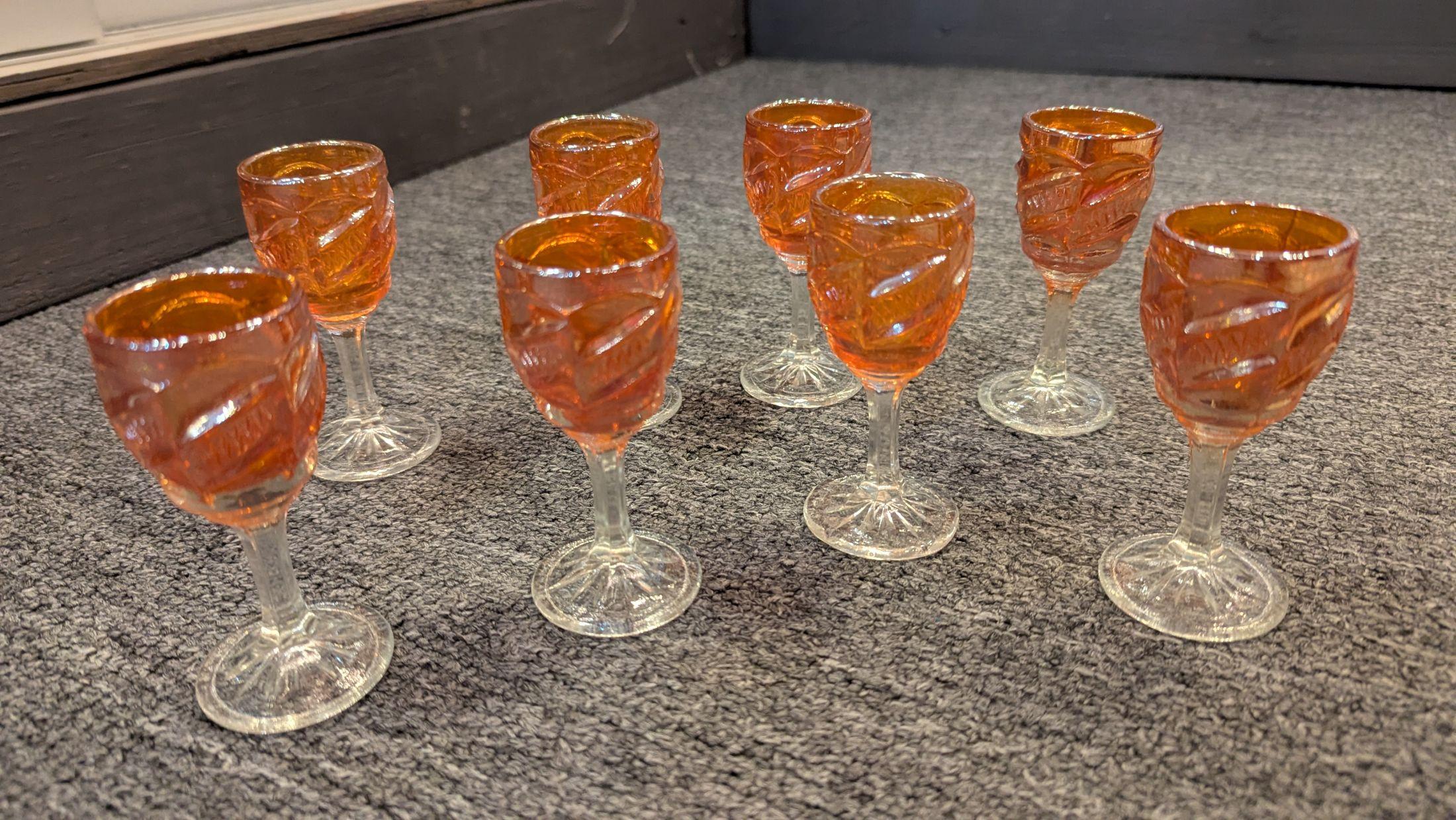 Karneval Glas Dekanter Set (Mitte des 20. Jahrhunderts) im Angebot