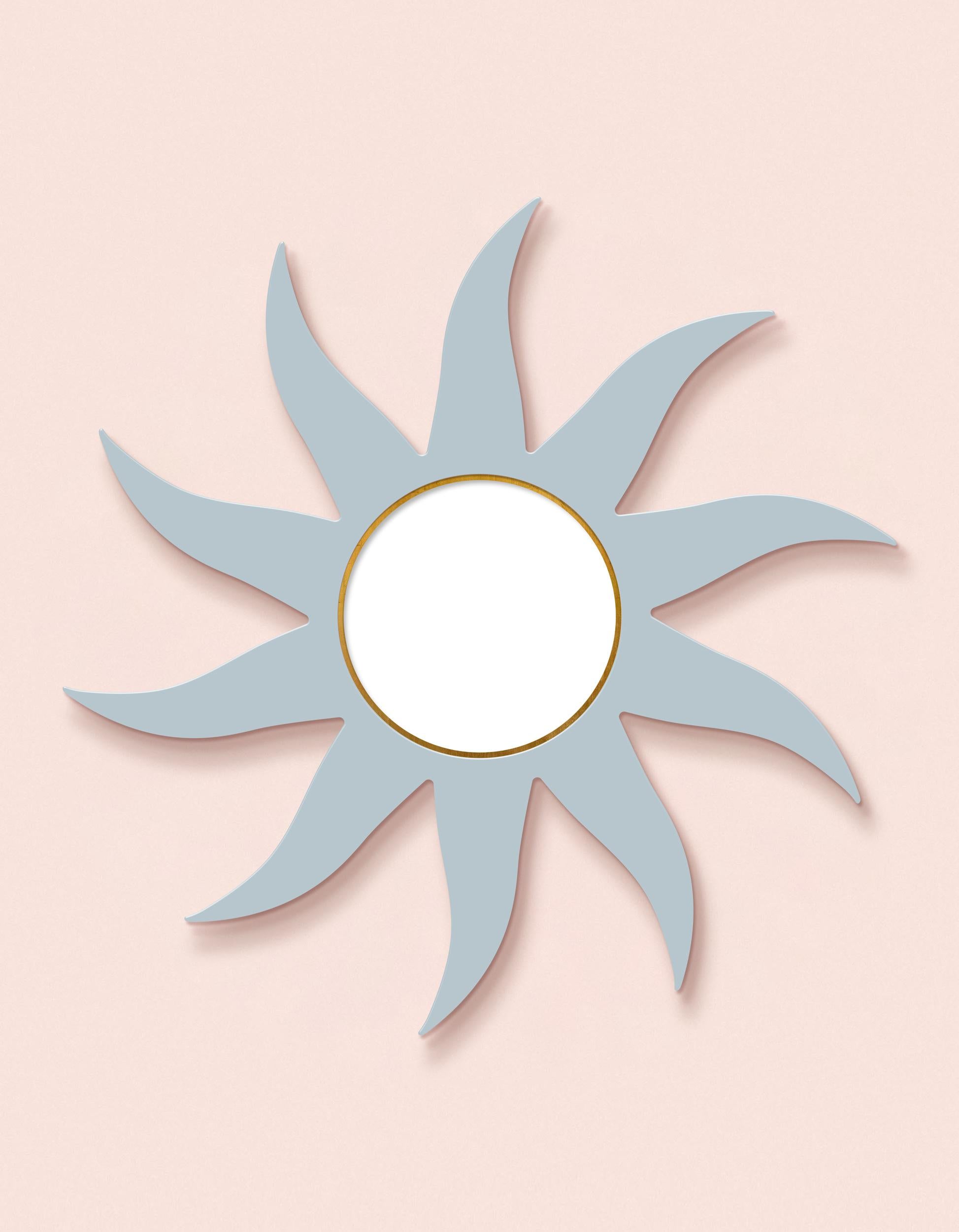 Carnival Jester Circle Mirror in Parma Gray In New Condition For Sale In New Orleans, LA