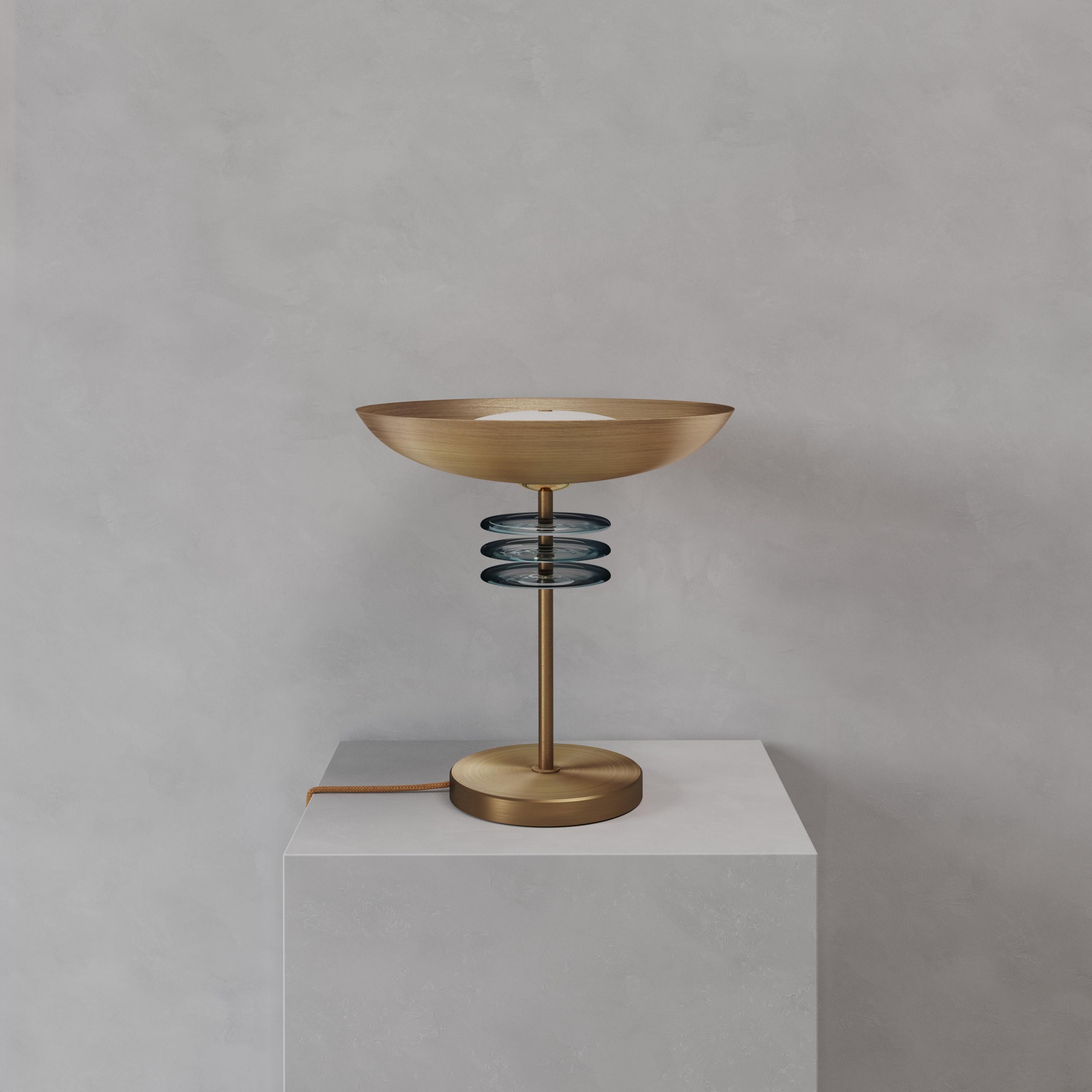 Organico moderno Ciondolo in ottone patinato e ossidio fatto a mano 'Carnivale Harlequin in vendita