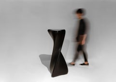 Carol Egan, handgeschnitzter gedrechselter Sockel, Vereinigte Staaten, 2014