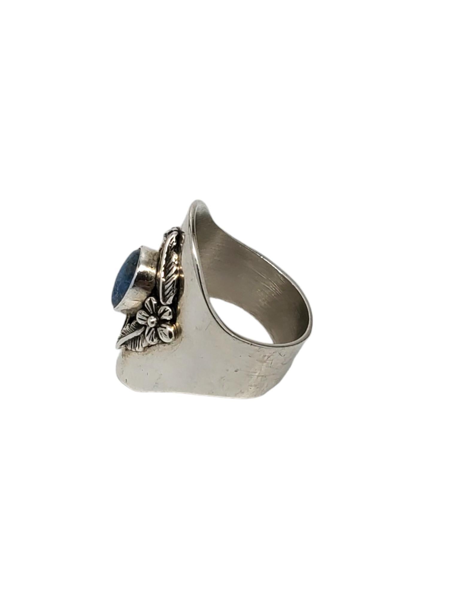Carol Felley Sterling Silver Turquoise Flower Ring Size 10 #17182 In Good Condition For Sale In Washington Depot, CT