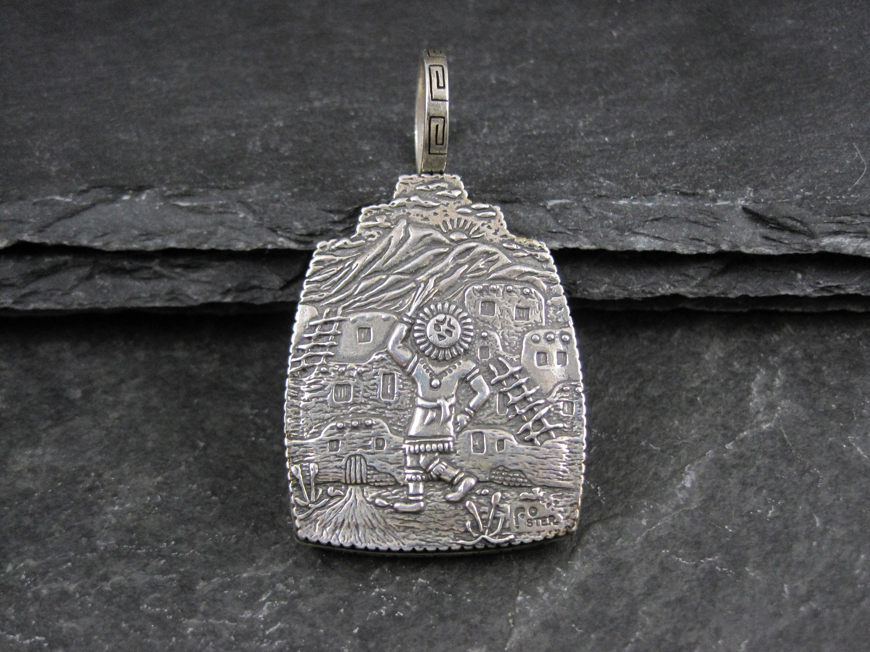Nativo americano Carol Felley Ciondolo Kachina reversibile in turchese A. Silver in vendita