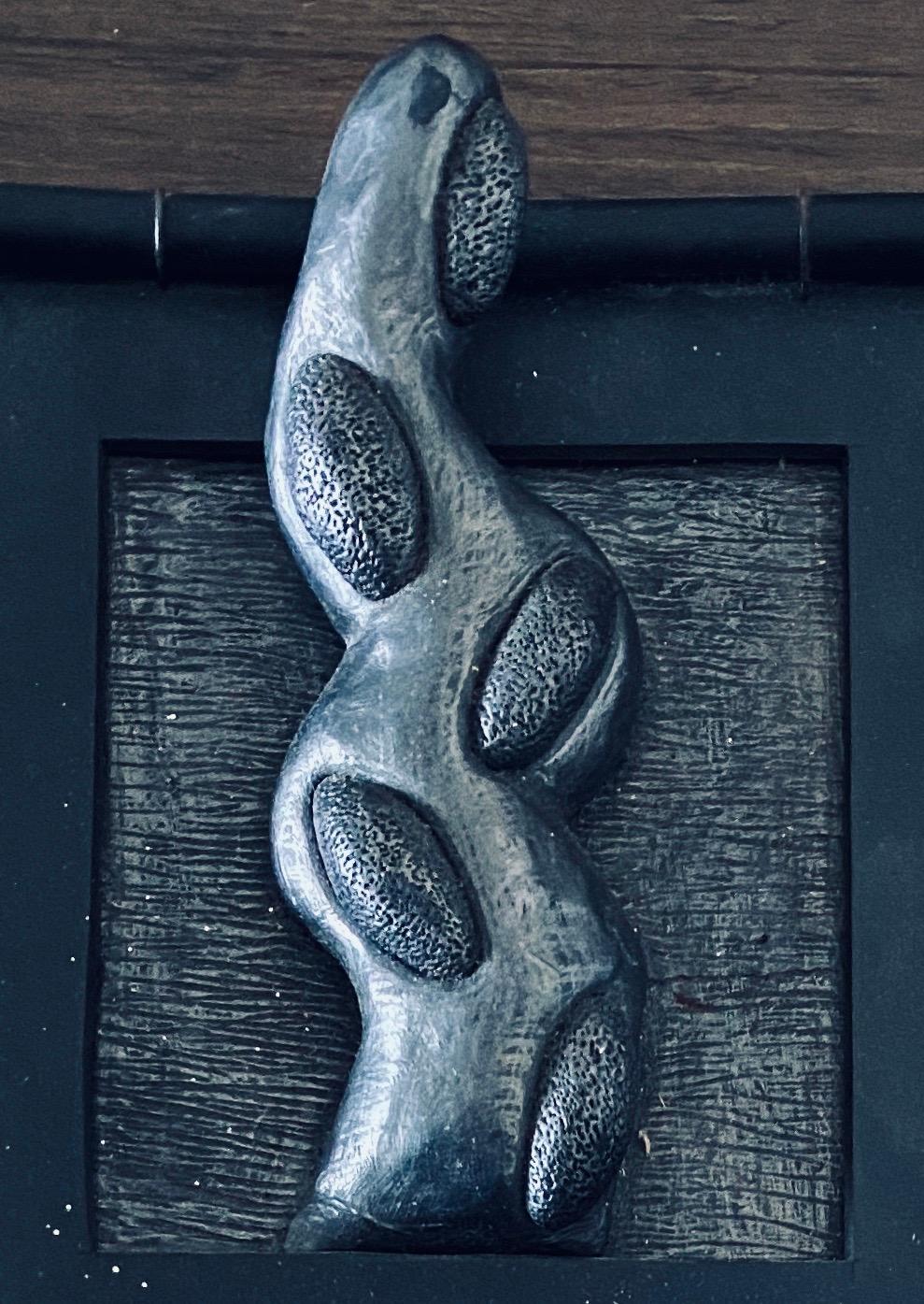 Scultura da parete astratta a tecnica mista Biomorfismo. L'artista di Miami Carol K. Brown in vendita 2