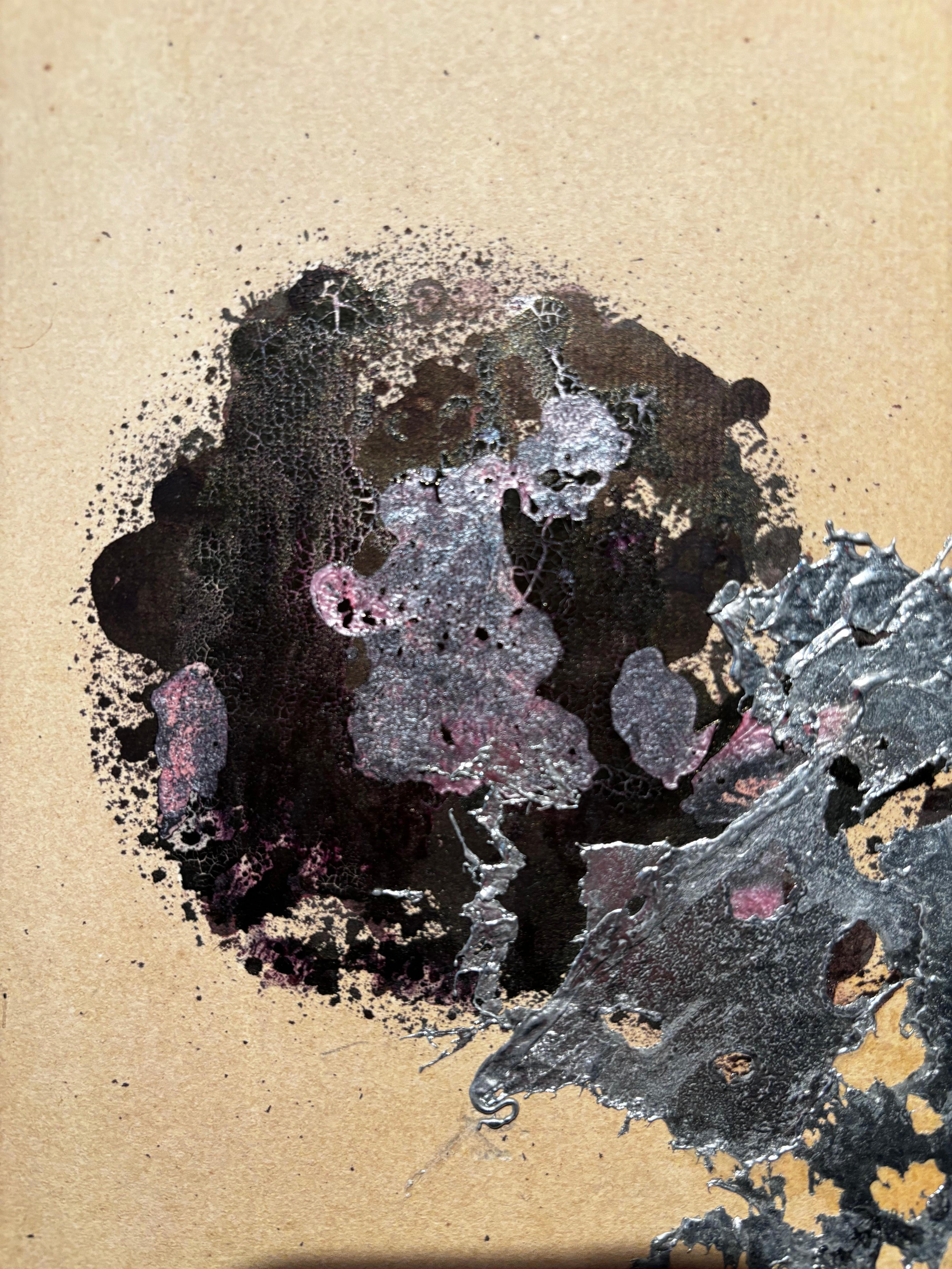 senza titolo  , inchiostro , nero, rosa  e metallo fuso 1964 cm. 44 x 34 4