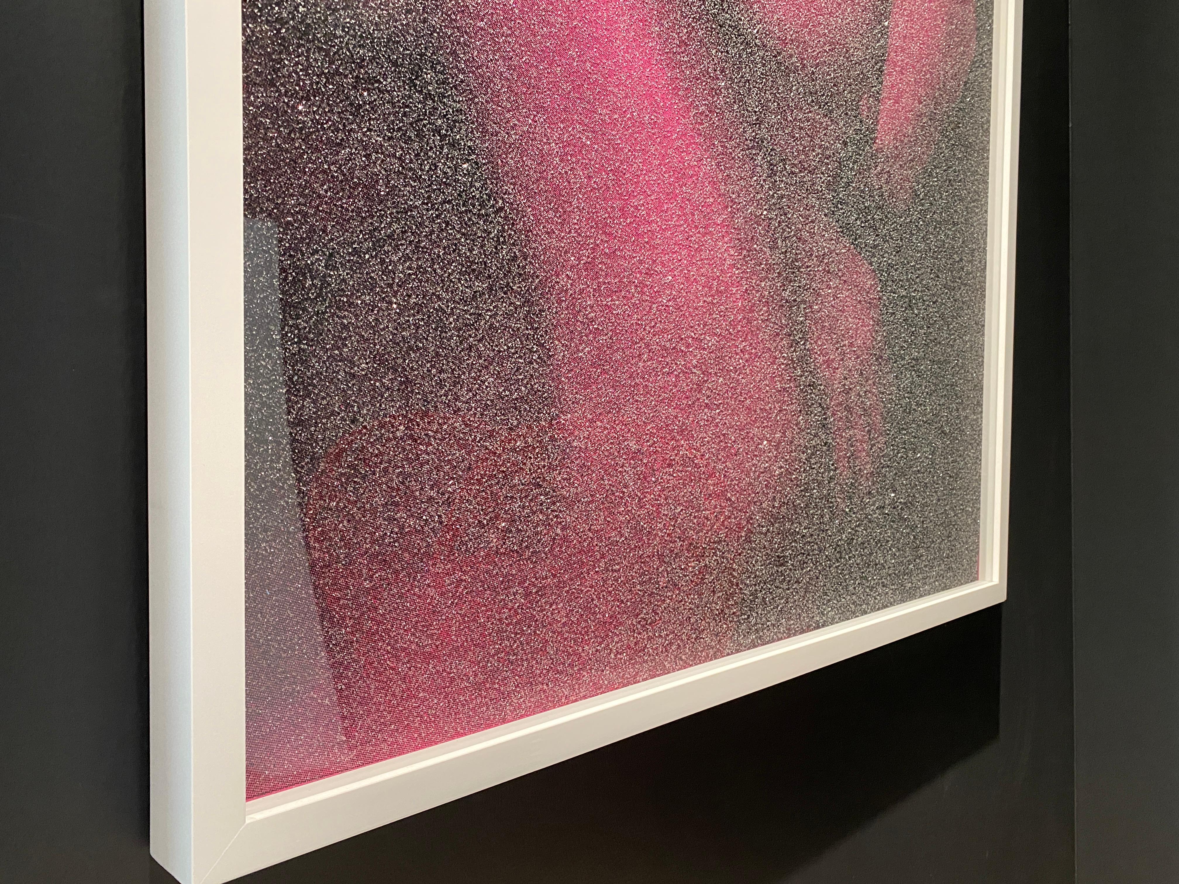 Shower-Porträt - Rosa von Carole A. Feuerman (Pink), Portrait Print, von Carole Feuerman