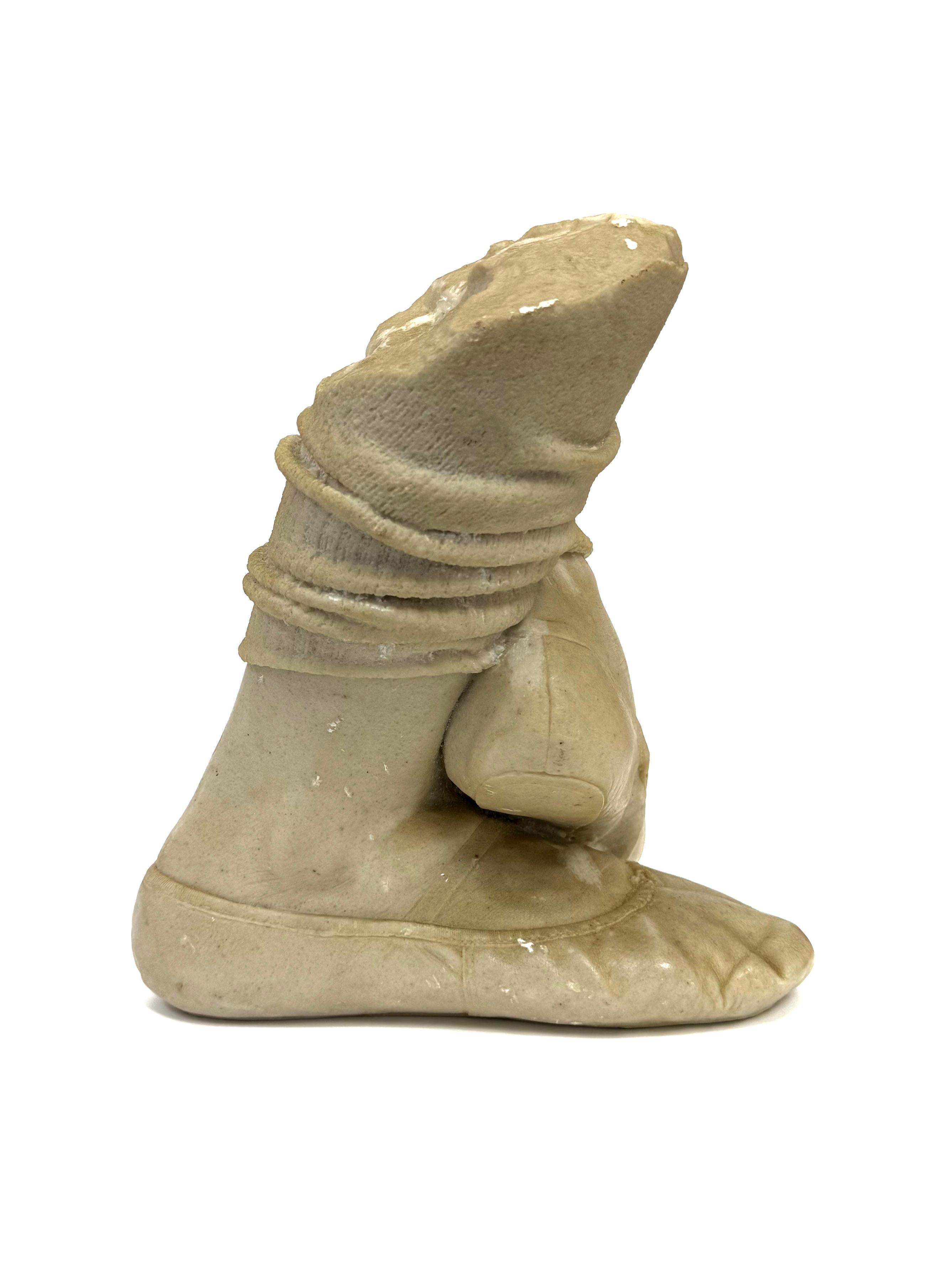 Maquette della Quinta Posizione (scultura in resina) in vendita 2