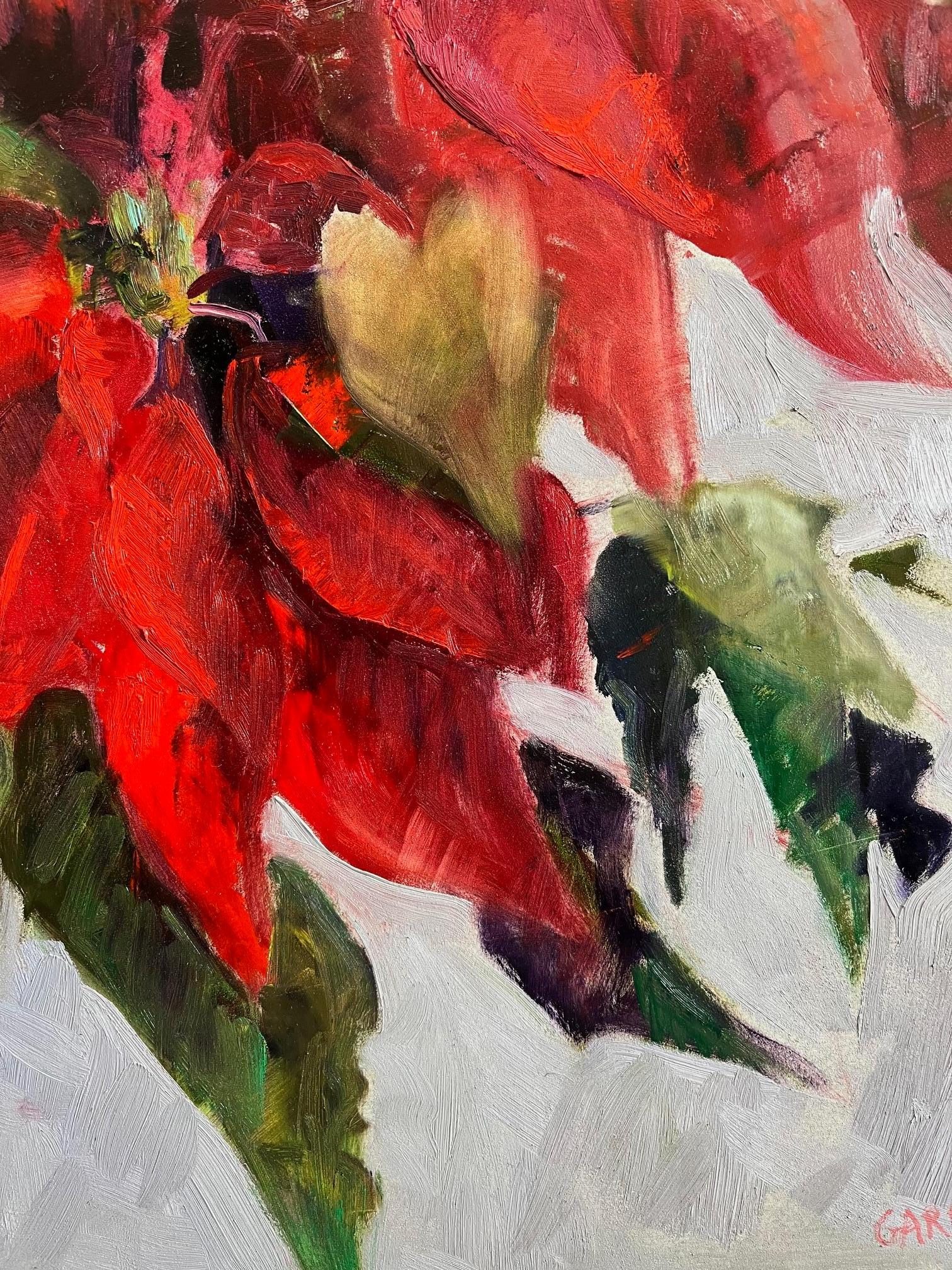 Poinsettia - Rose Still-Life Painting par Carole Garland