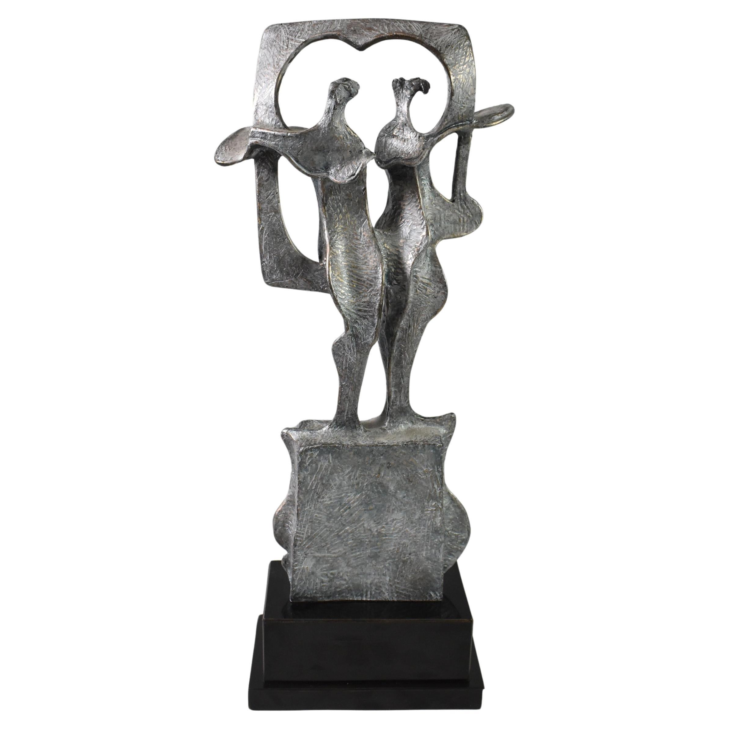 Escultura moderna de bronce de Carole Harrison