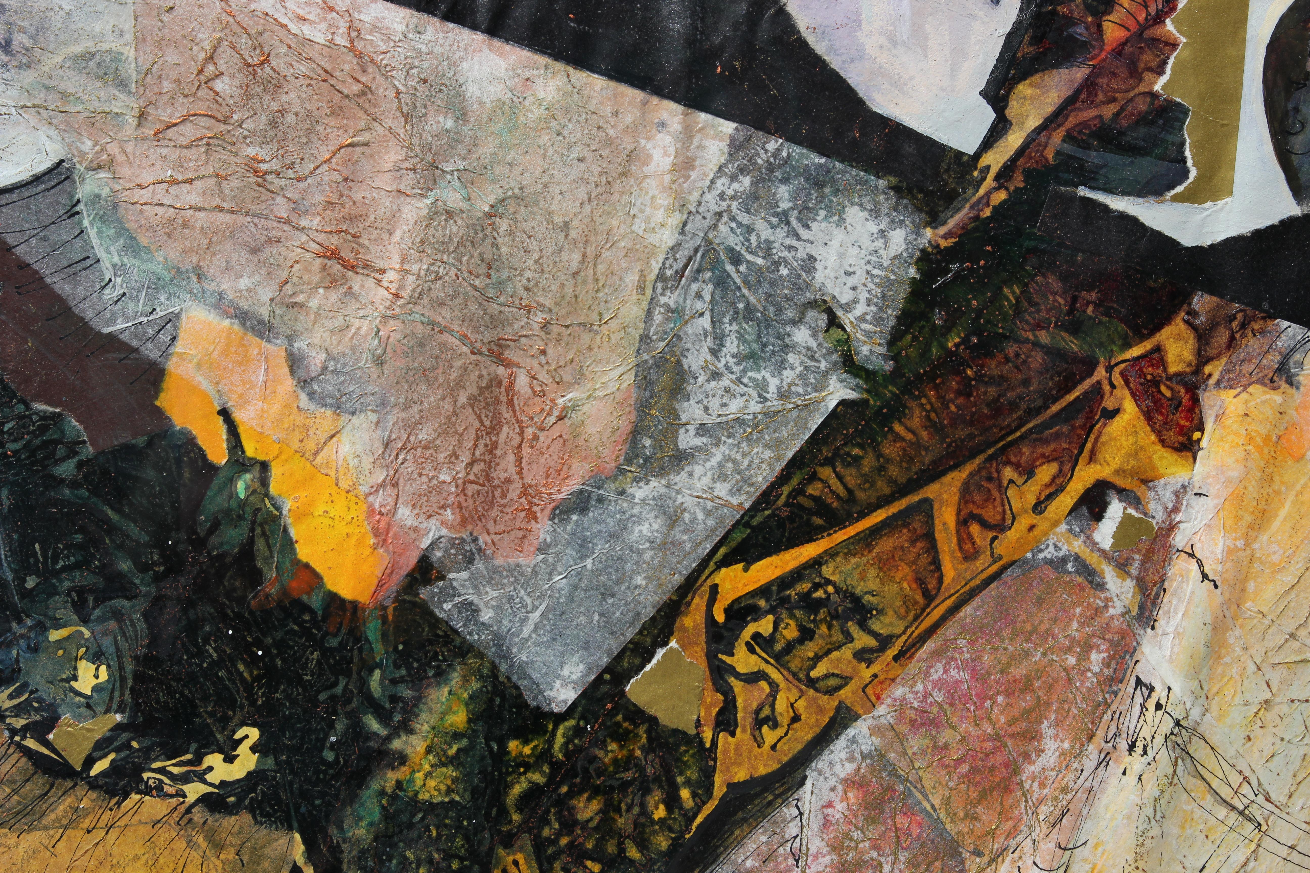 Modernes strukturiertes, neutral getöntes, abstraktes Gemälde in Mischtechnik „Fragments“ (Braun), Abstract Painting, von Carole Myers