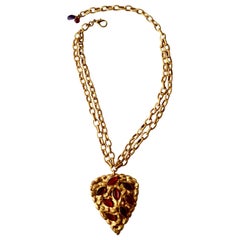 Carole St Germes - Choker en forme de cœur rose