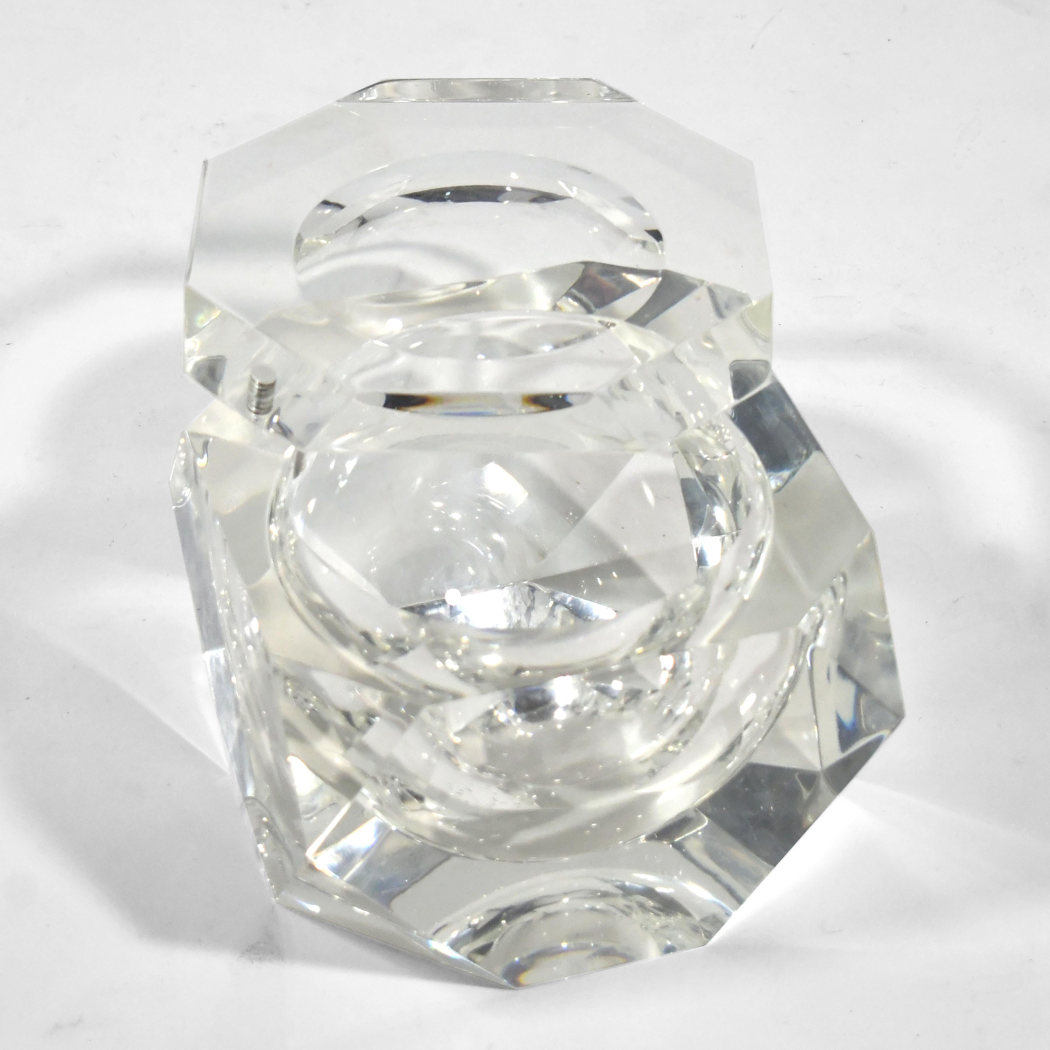 Carole Stupell Faceted Lucite Ice Bucket In Good Condition For Sale In Highland, IN