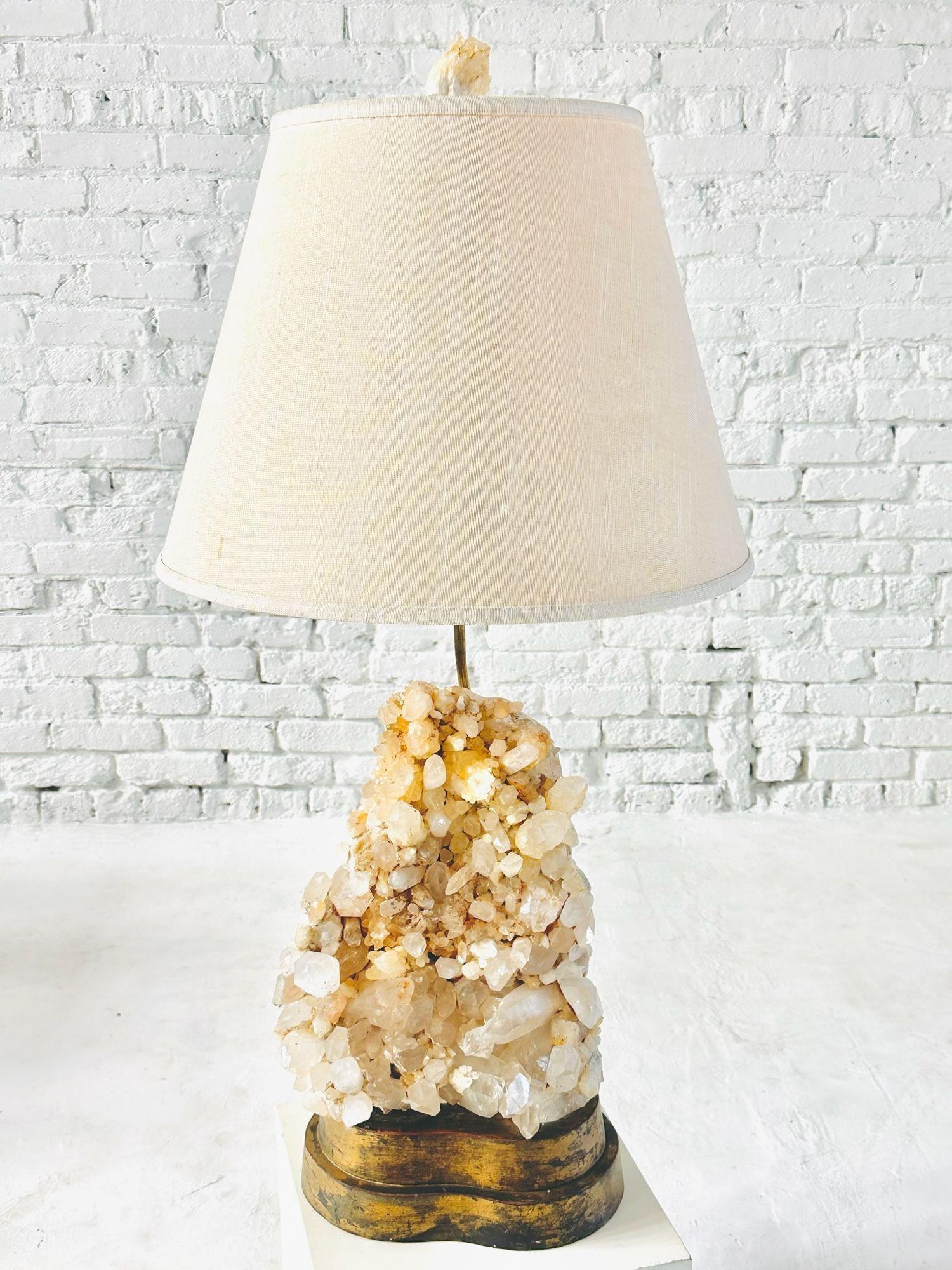 Metà XX secolo Lampada da tavolo in cristallo di quarzo Carole Stupell, 1950 in vendita