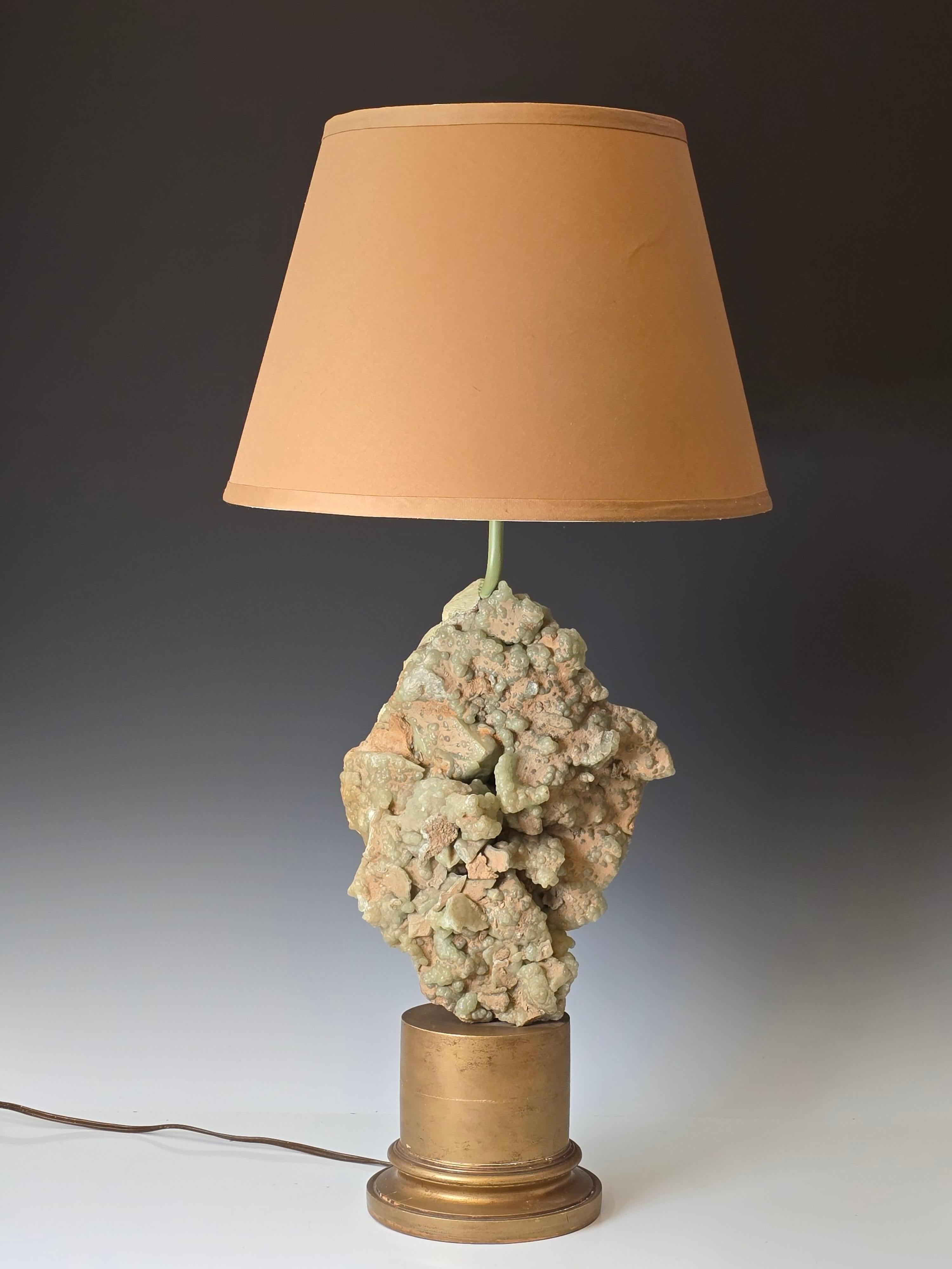 Appliqué Carole Stupell Table Lamp For Sale