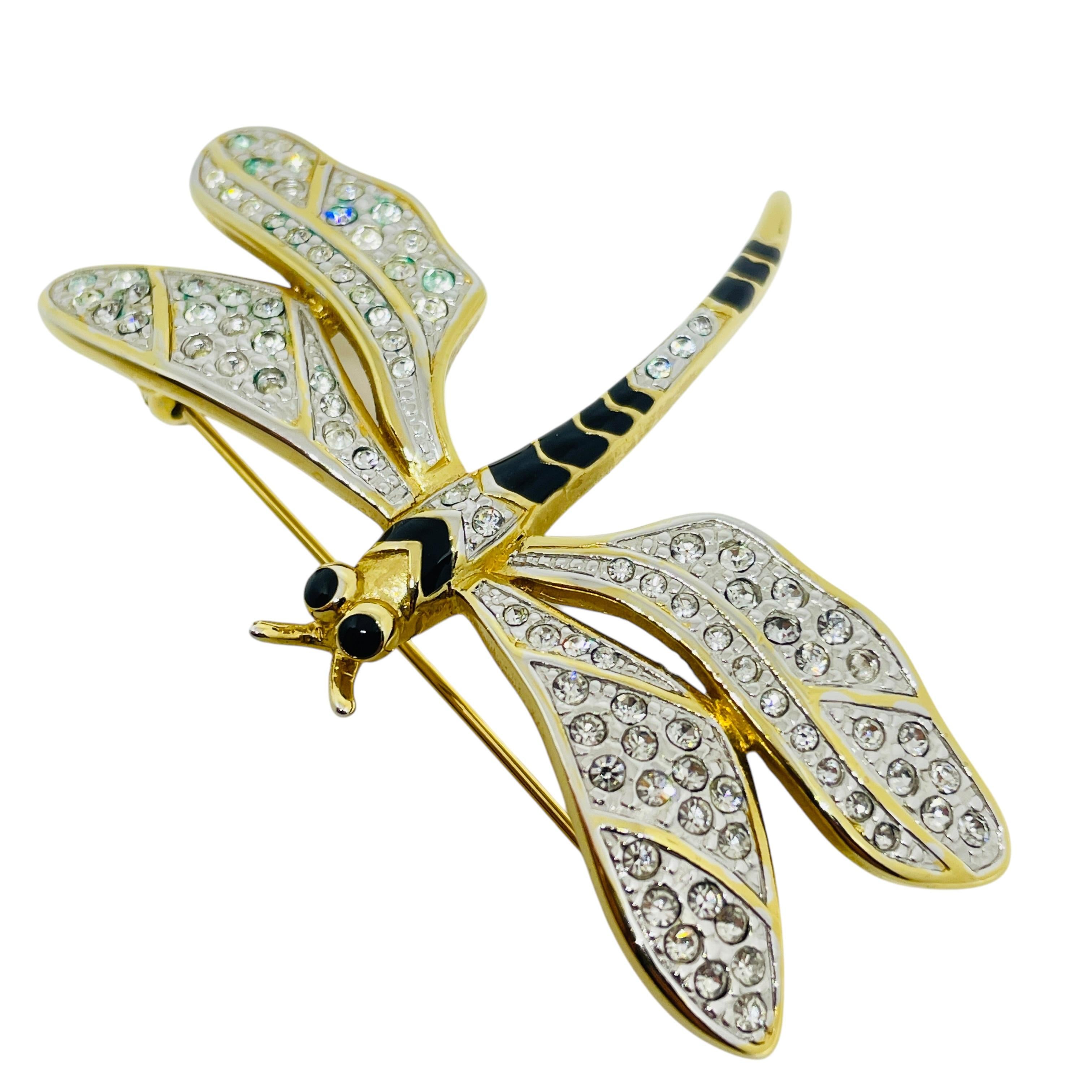 Carolee, spilla di design a forma di libellula con strass e smalto in tonalità oro In condizioni buone a Palos Hills, IL