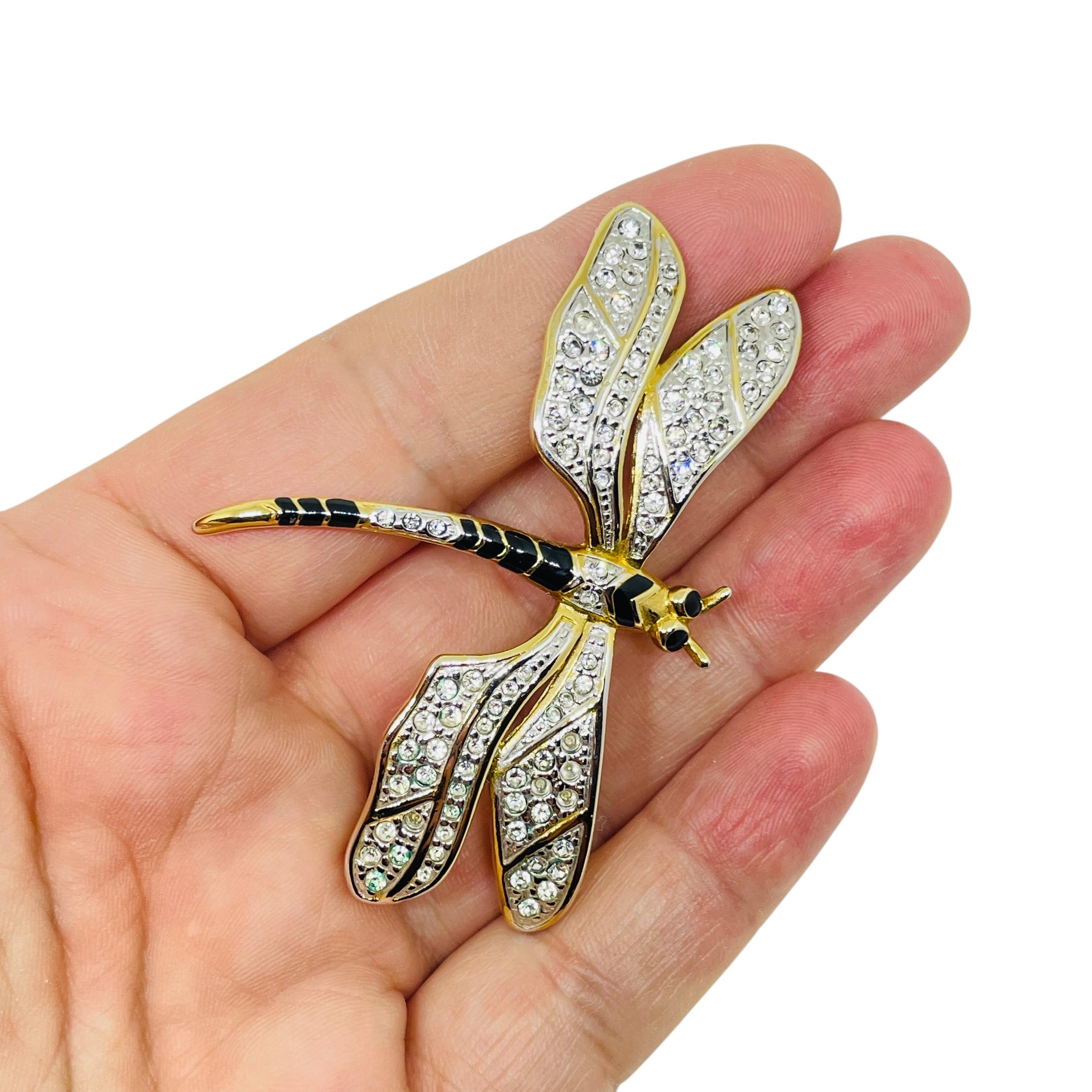 Carolee, spilla di design a forma di libellula con strass e smalto in tonalità oro 1