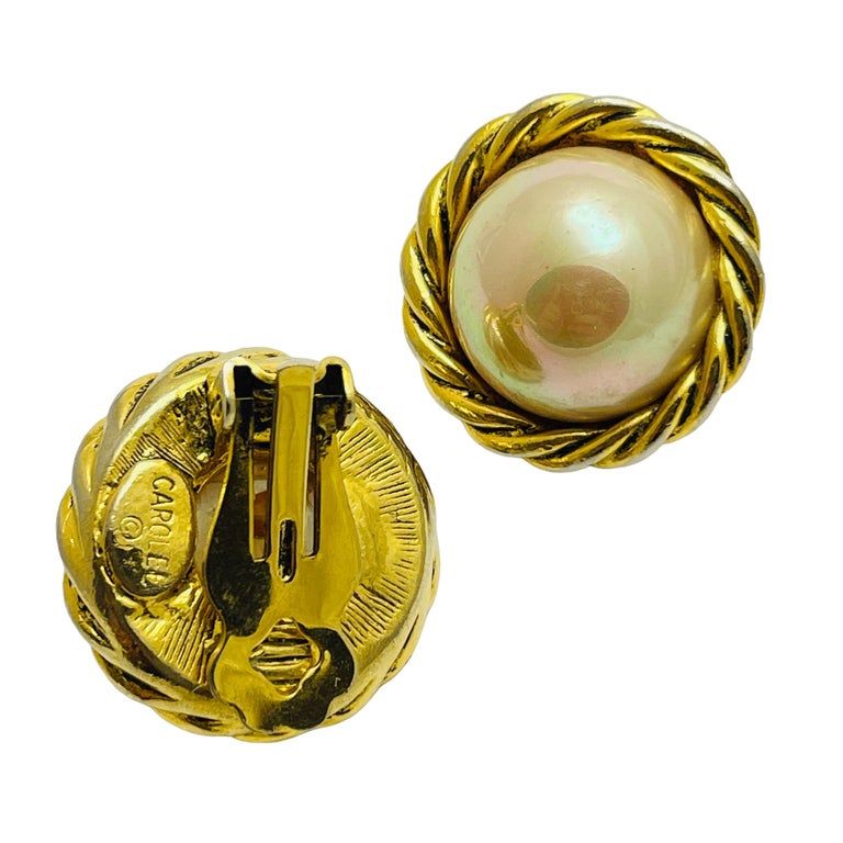 CAROLEE signed gold tone faux pearl designer clip on earrings For
