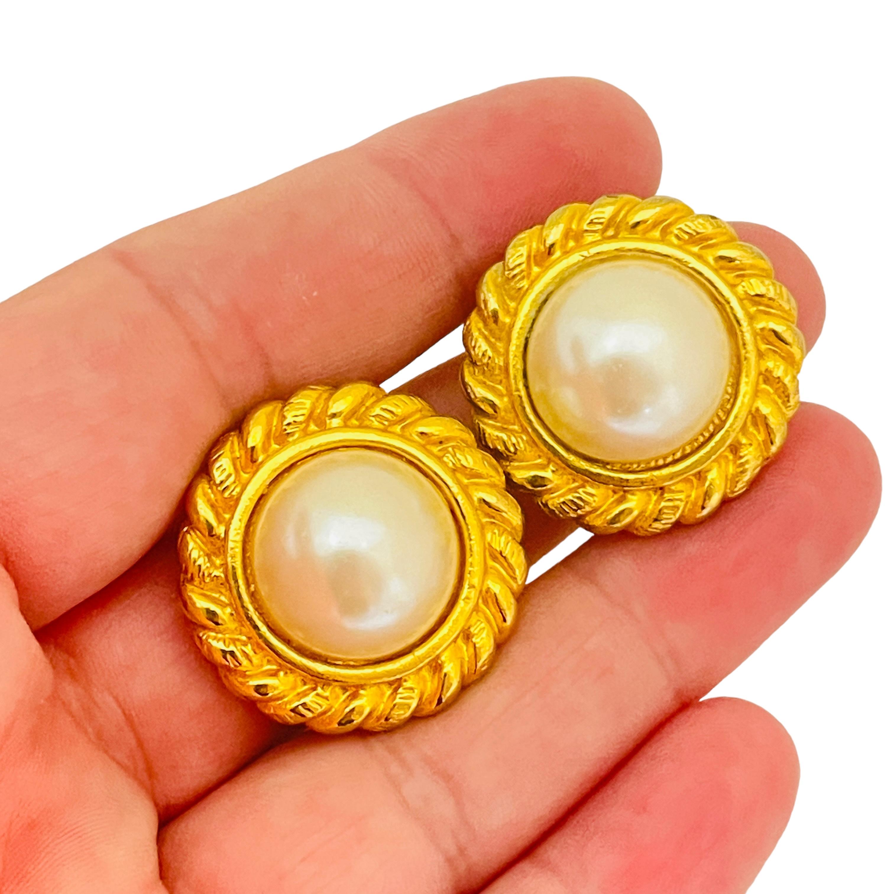 CAROLEE signierte Vintage Goldperlen-Designer-Laufsteg-Ohrclips an Ohrringen Damen im Angebot