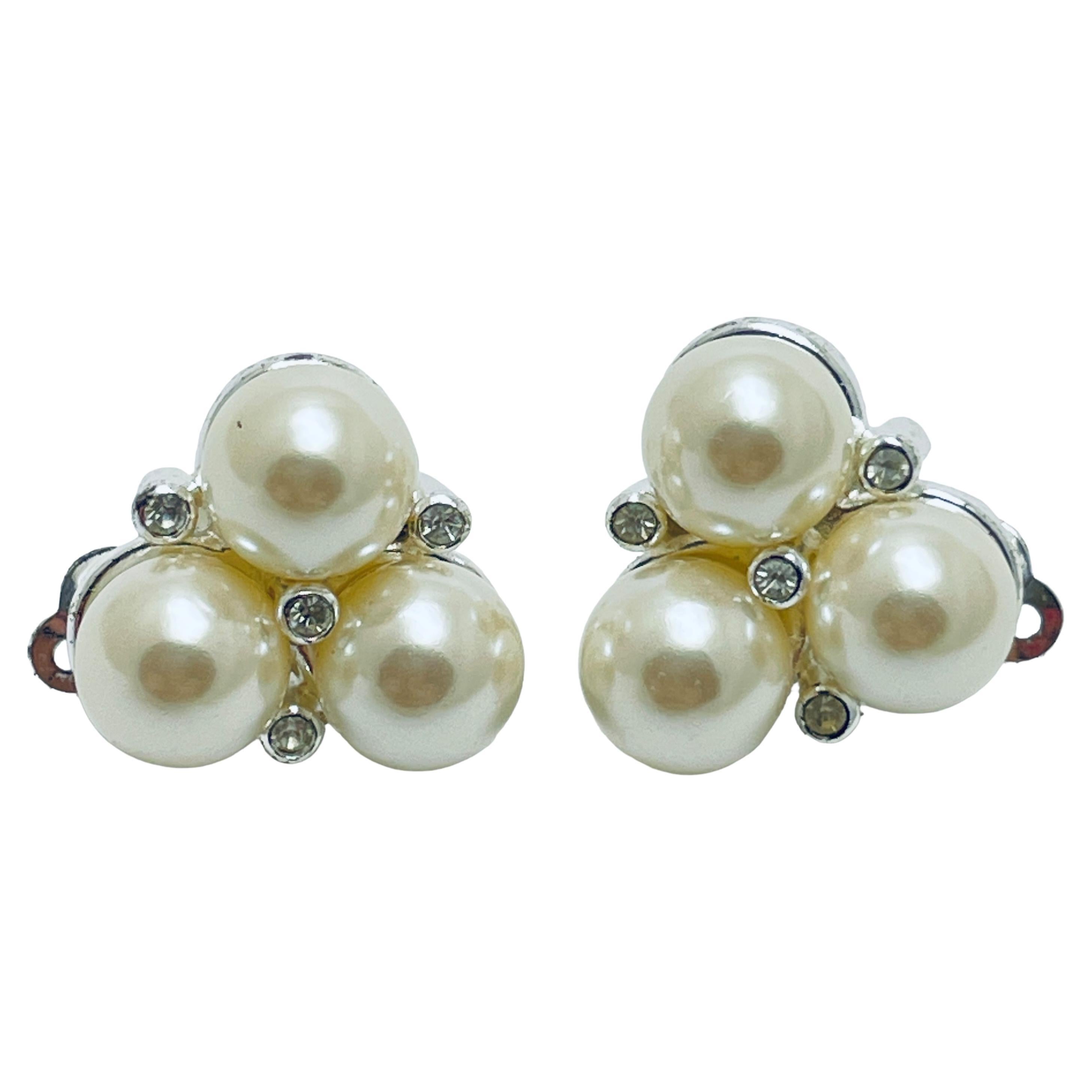 CAROLEE vintage silver pearl rhinestone designer runway clip on earrings