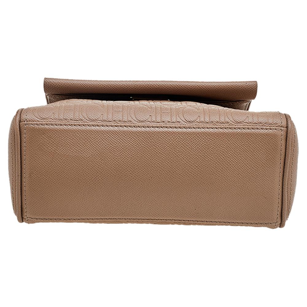 Donna Carolina Herrera Borsa Minuetto in pelle beige con monogramma in rilievo
