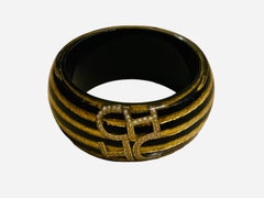 Carolina Herrera Bracelet jonc noir et or avec fausses perles de rocaille