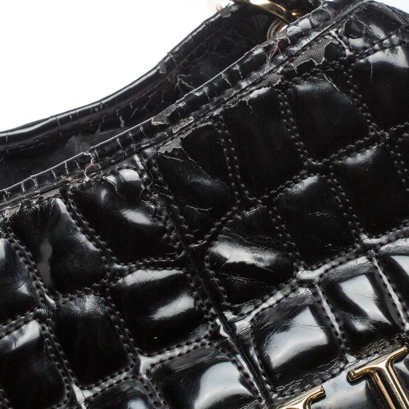 Carolina Herrera Black Croc Embossed Patent Leather Tote For Sale at ...