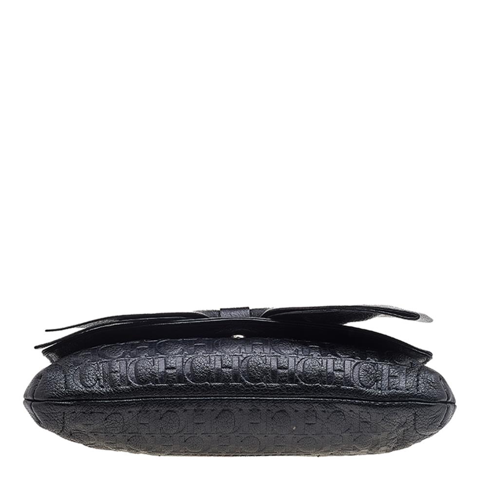 Carolina Herrera Black Embossed Leather Audrey Bow Flap Shoulder Bag In Good Condition For Sale In Dubai, Al Qouz 2