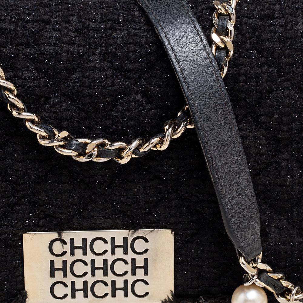 Carolina Herrera Black Fabric Pearl Embellished Shoulder Bag 3