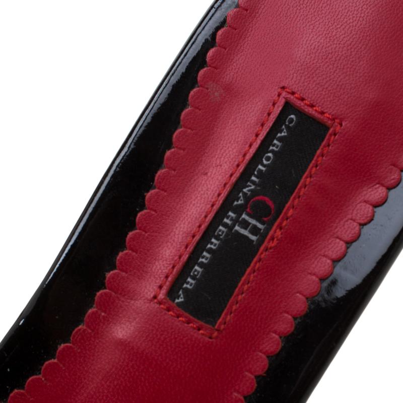 Women's Carolina Herrera Black Patent Leather Slides Size 40