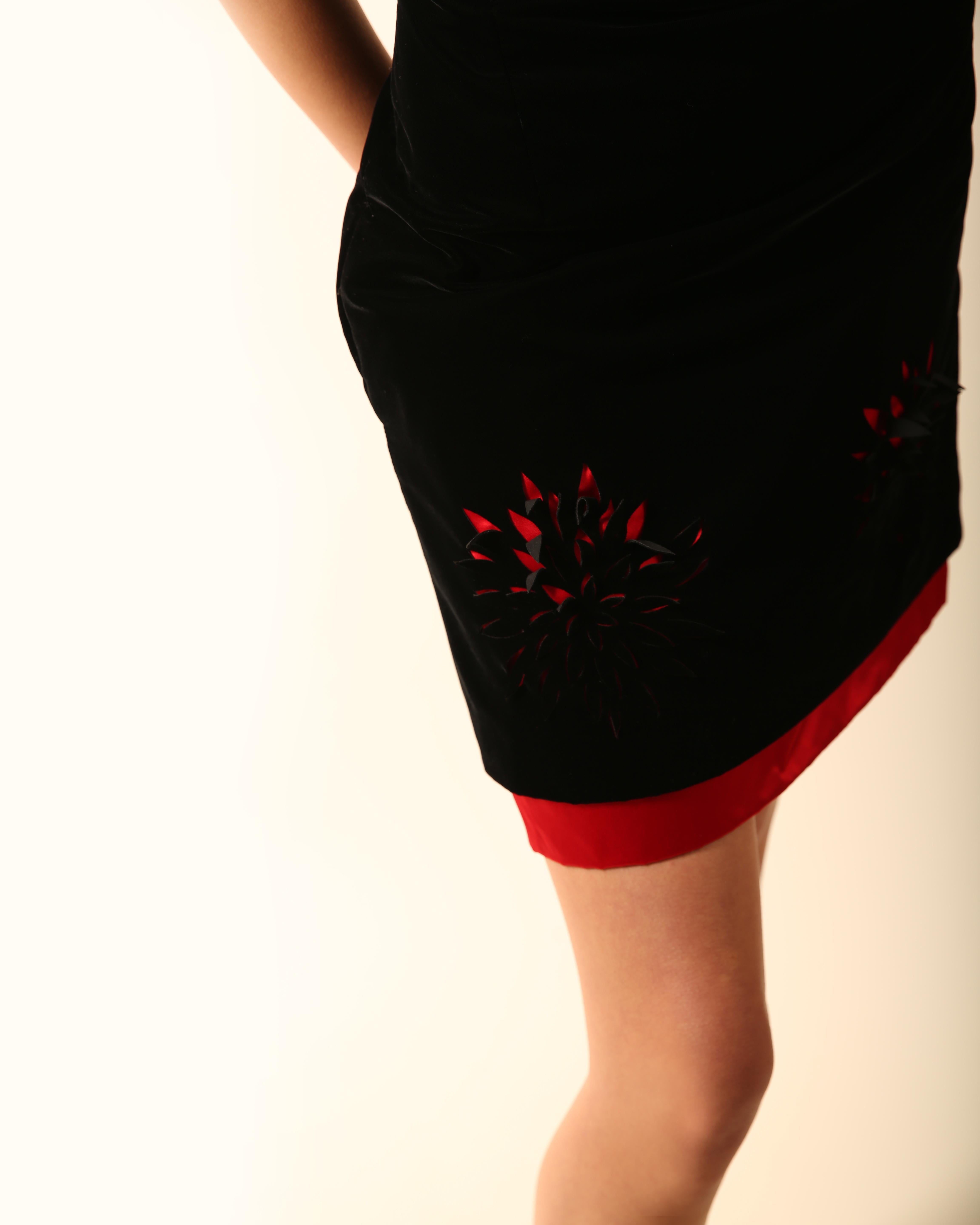 Carolina Herrera black velvet red satin strapless cut out floral bustier dress  4