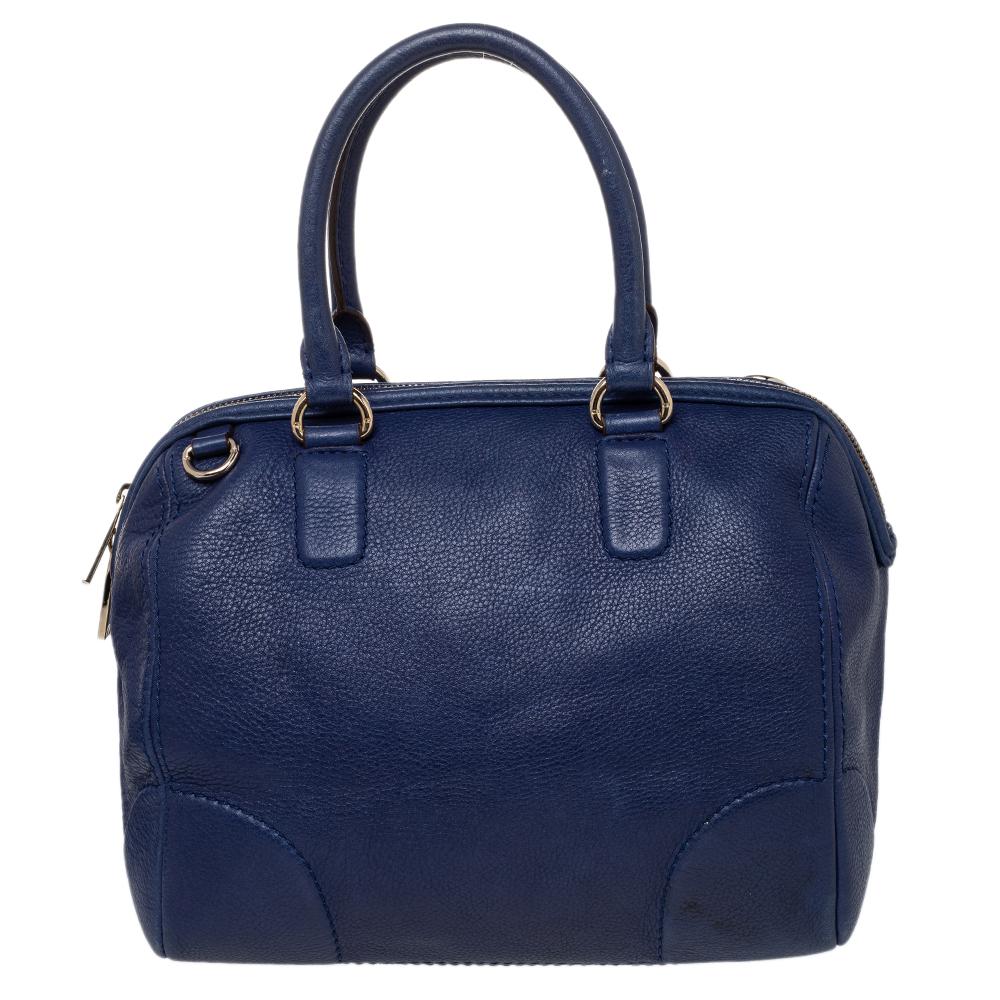 Carolina Herrera Sac Boston en cuir bleu sur 1stDibs