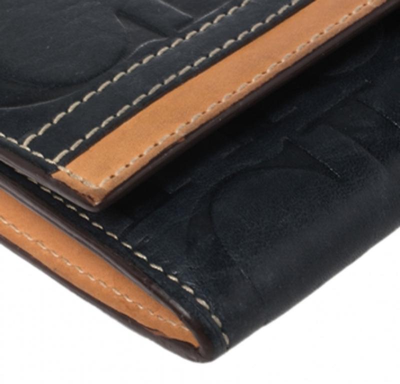 Carolina Herrera Blue/Tan Embossed Leather Flap Wallet For Sale 1