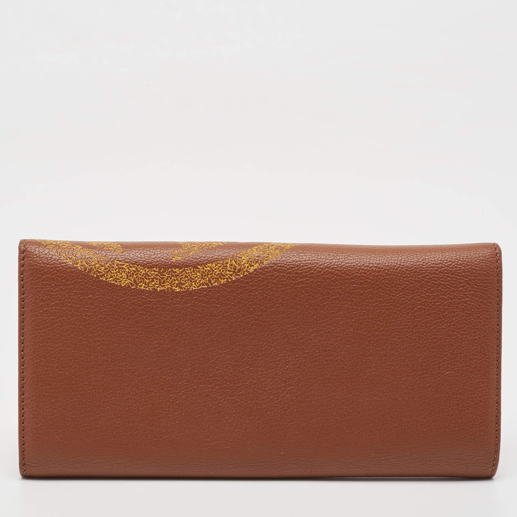Carolina Herrera Brown Leder Logo Druck Continental Geldbörse Damen im Angebot