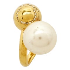 Carolina Herrera CH Anillo Tono Oro Cristal Perla Faux Talla 49