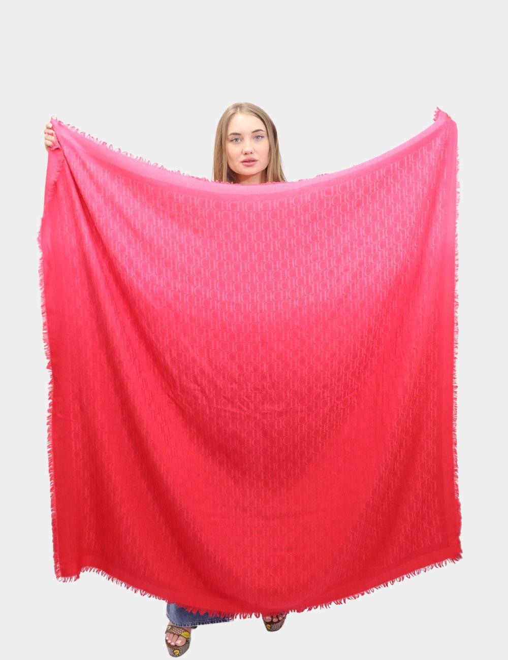 Carolina Herrera CH Initials 140 shawl In Good Condition For Sale In Amman, JO