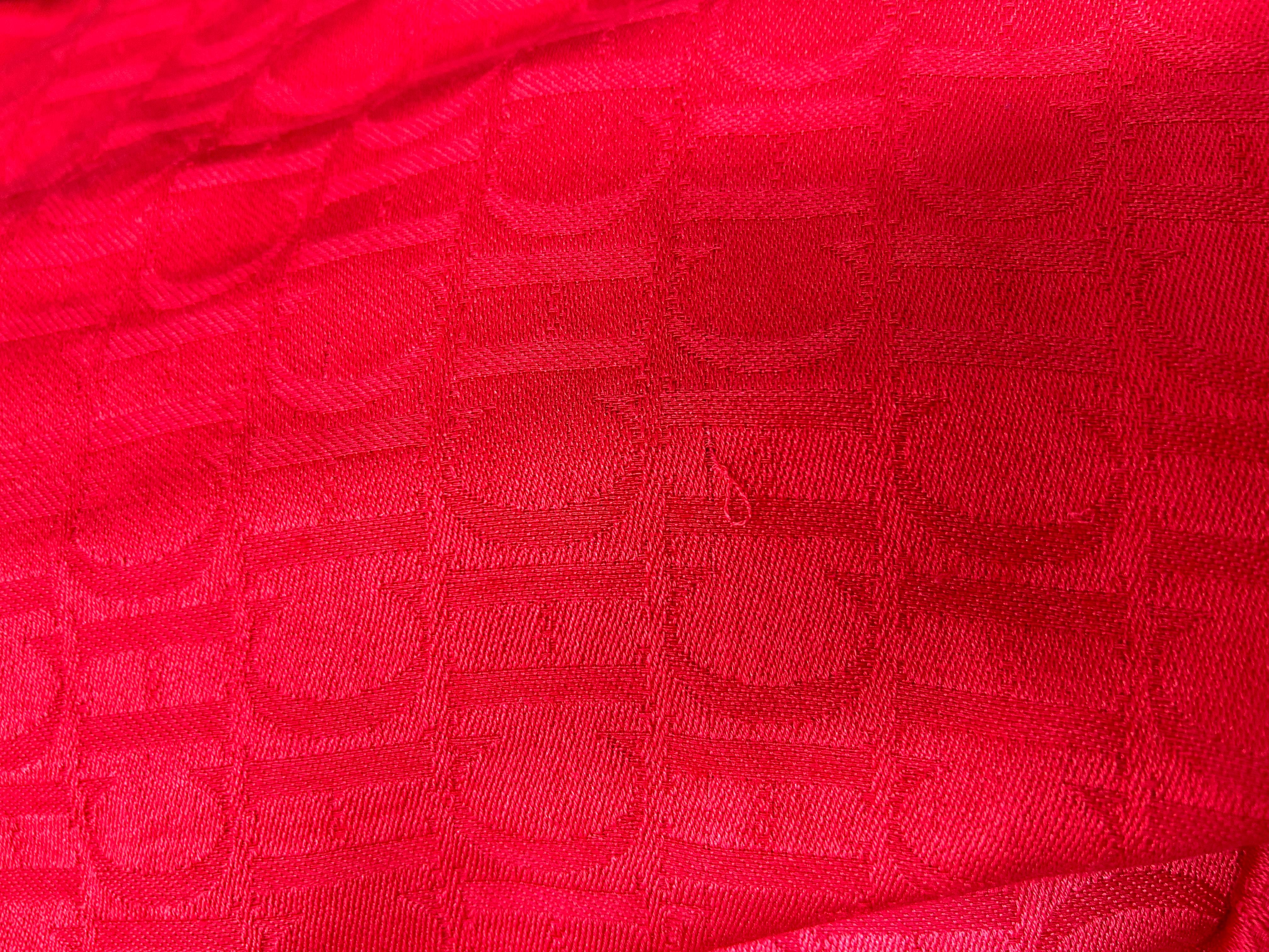 Women's or Men's Carolina Herrera CH Initials 140 shawl For Sale