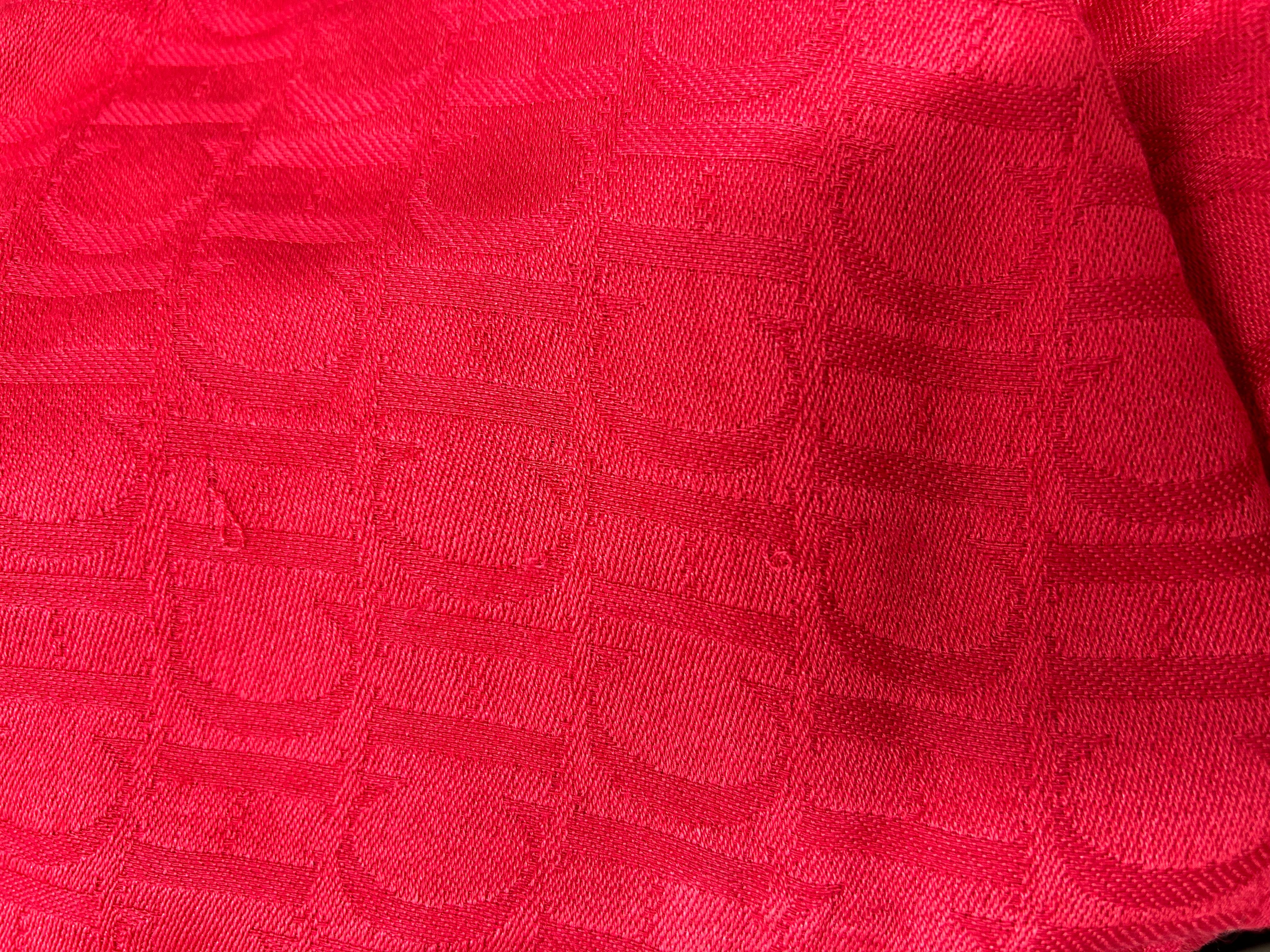Carolina Herrera CH Initials 140 shawl For Sale 4