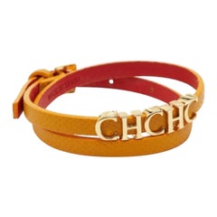 Carolina Herrera CH Logo Pulsera Doble Vuelta Cuero Tono Oro