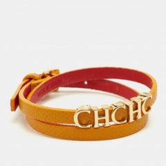 Bracelet double tour en cuir doré avec logo Carolina Herrera CH