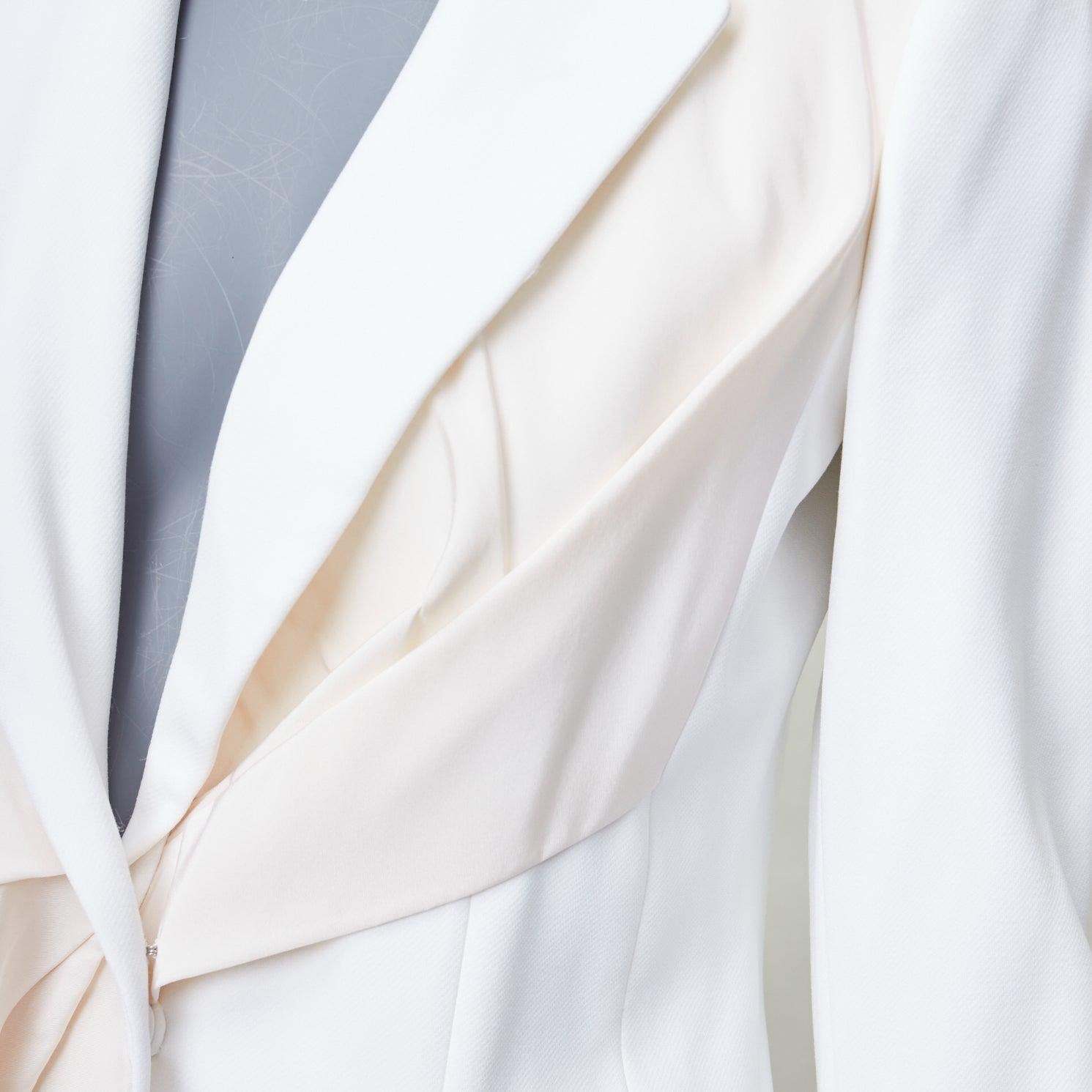 CAROLINA HERRERA cream beige draped pocketed fitted blazer US2 S For Sale 3